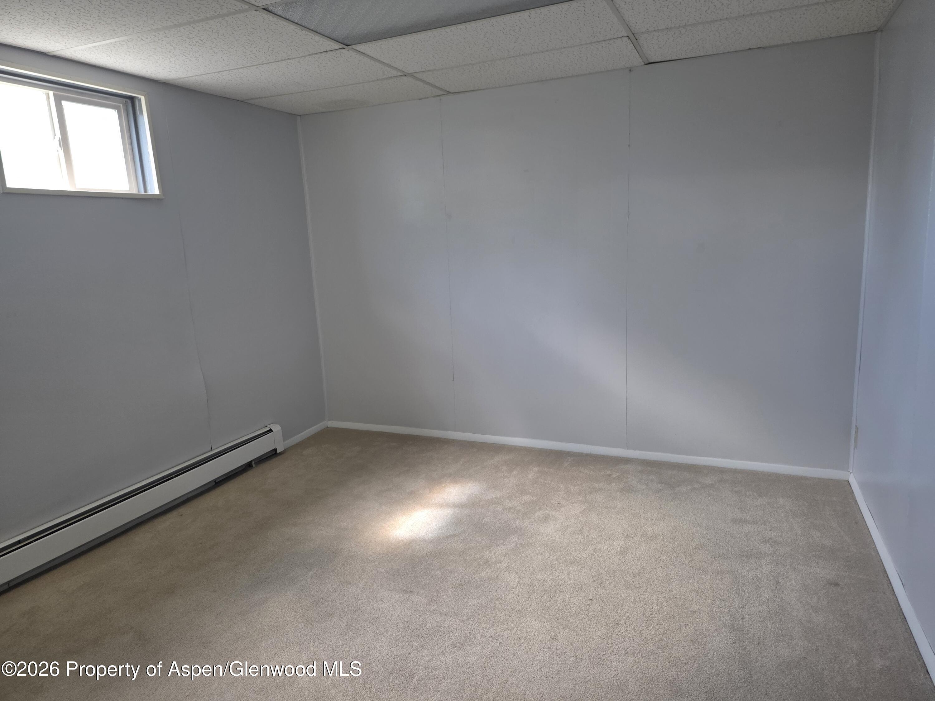 952 Green Street Property Photo 7