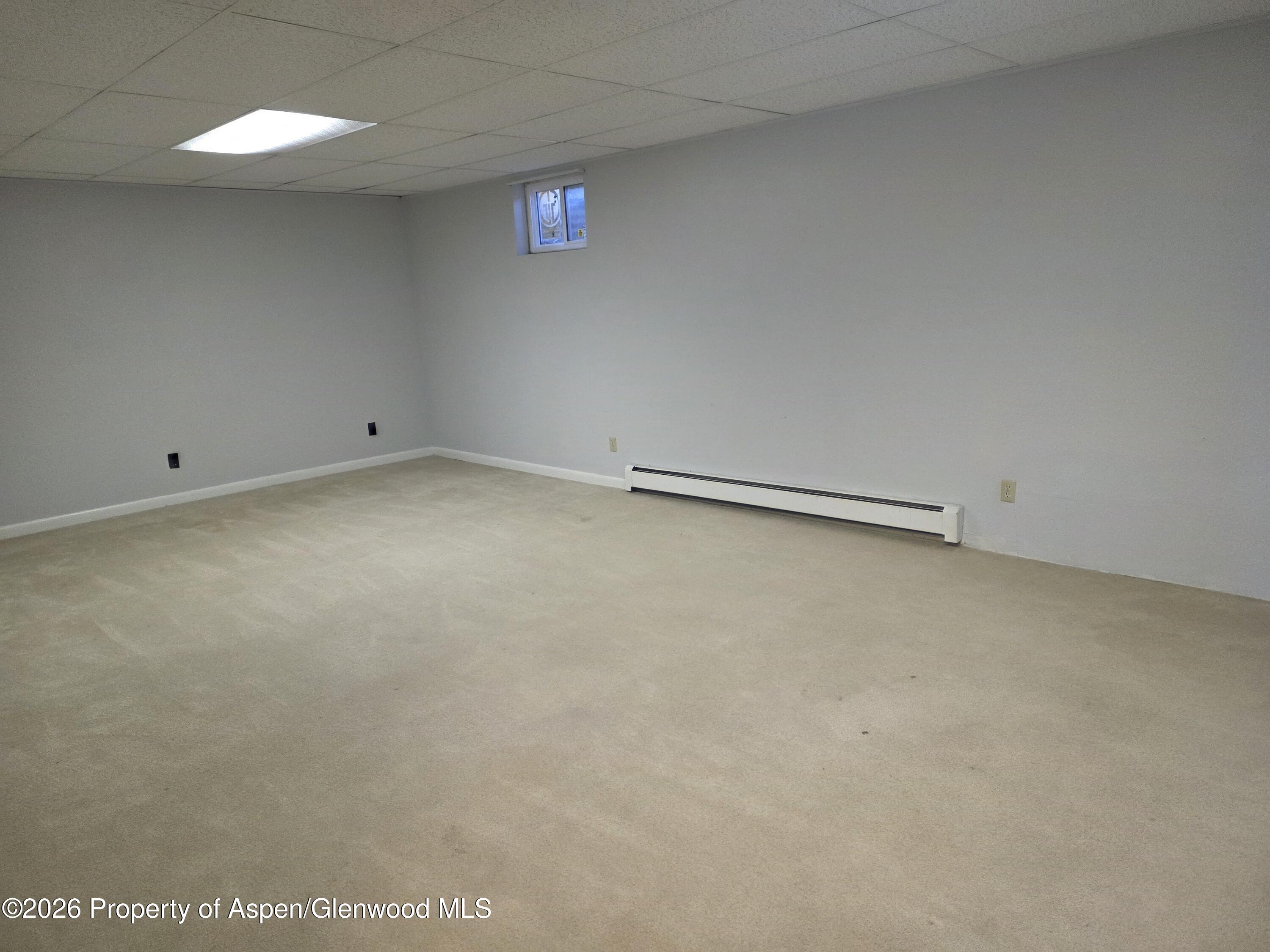 952 Green Street Property Photo 8