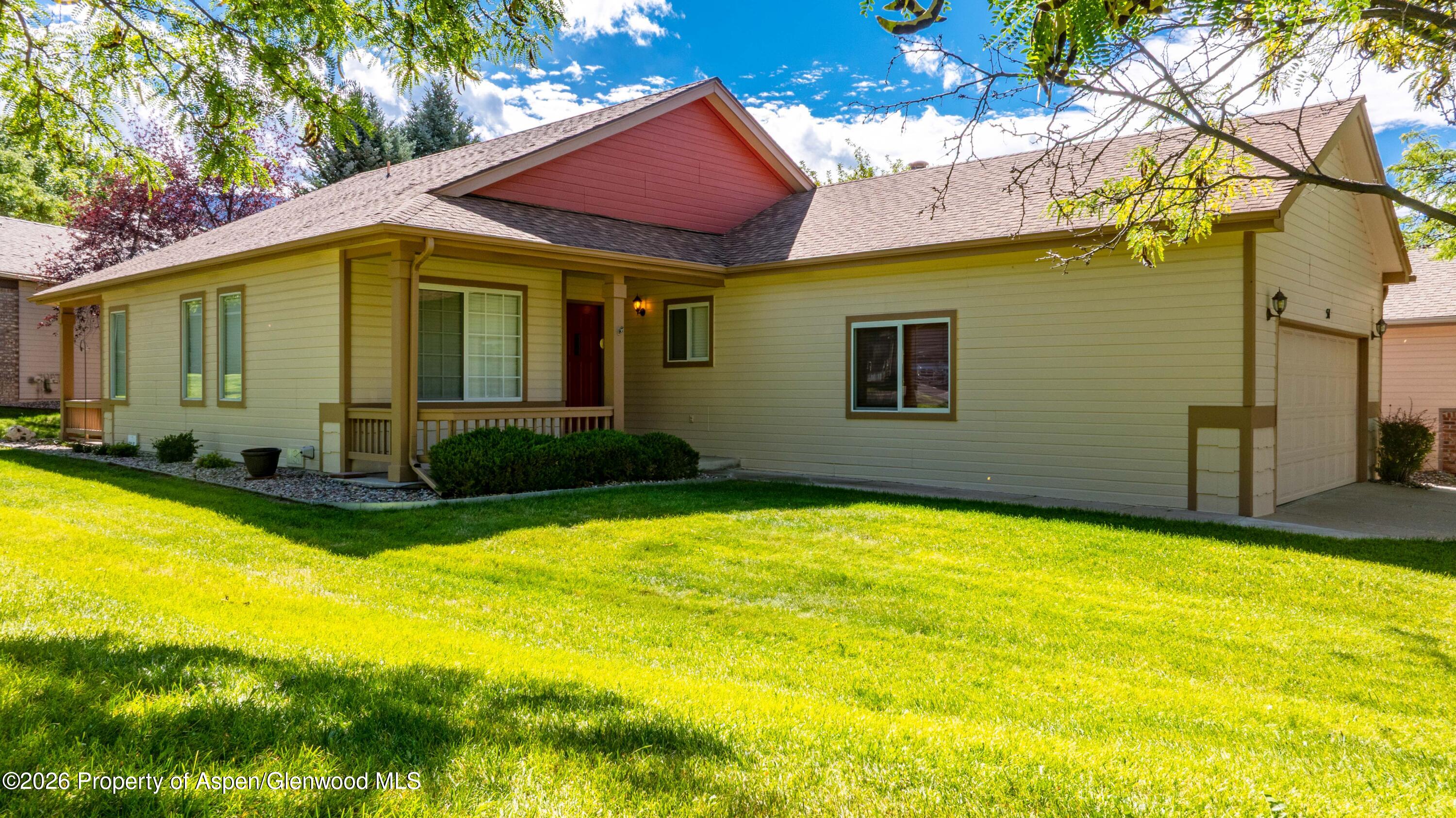 54 Limberpine Circle Property Photo 1