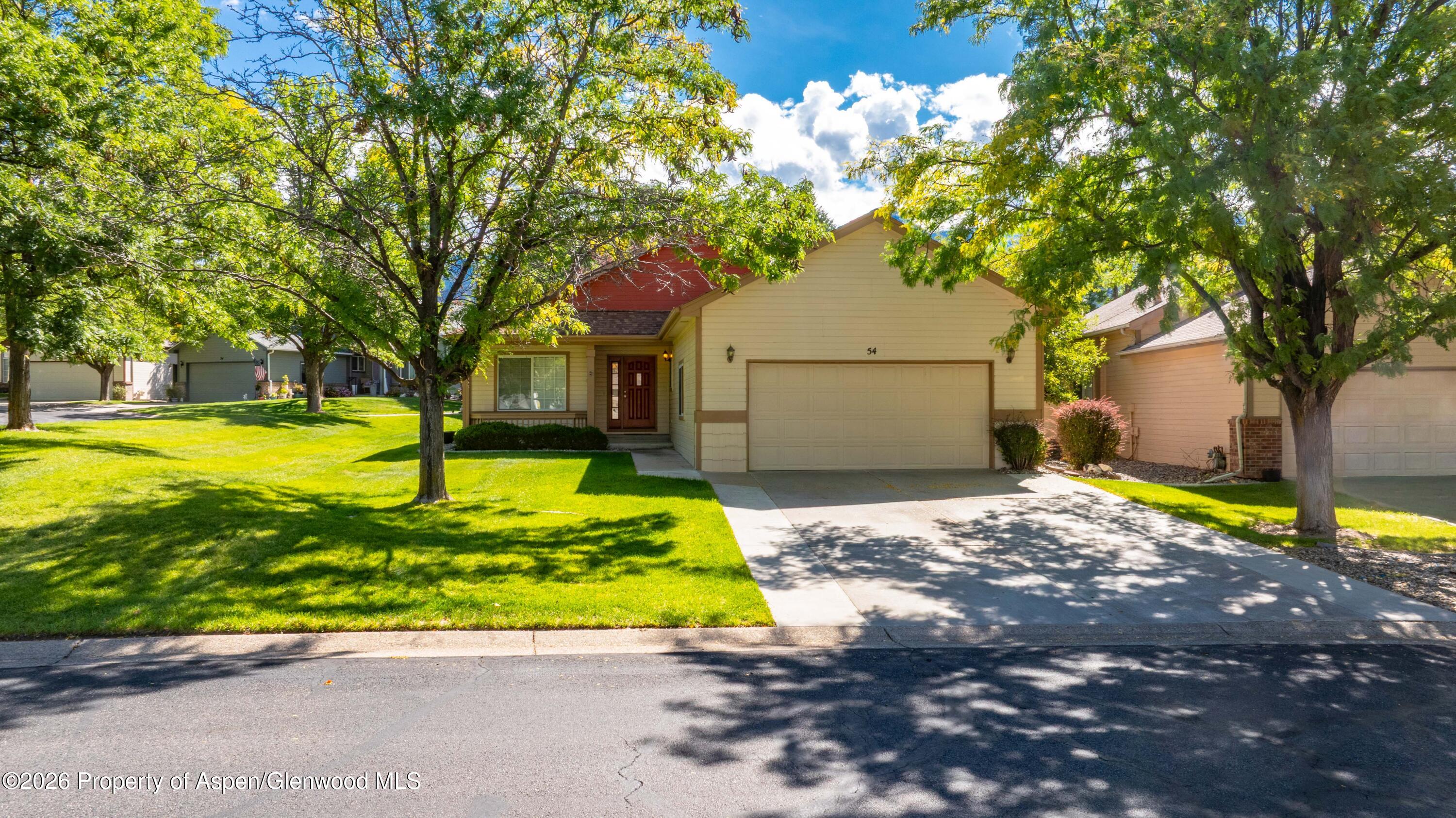 54 Limberpine Circle Property Photo 3