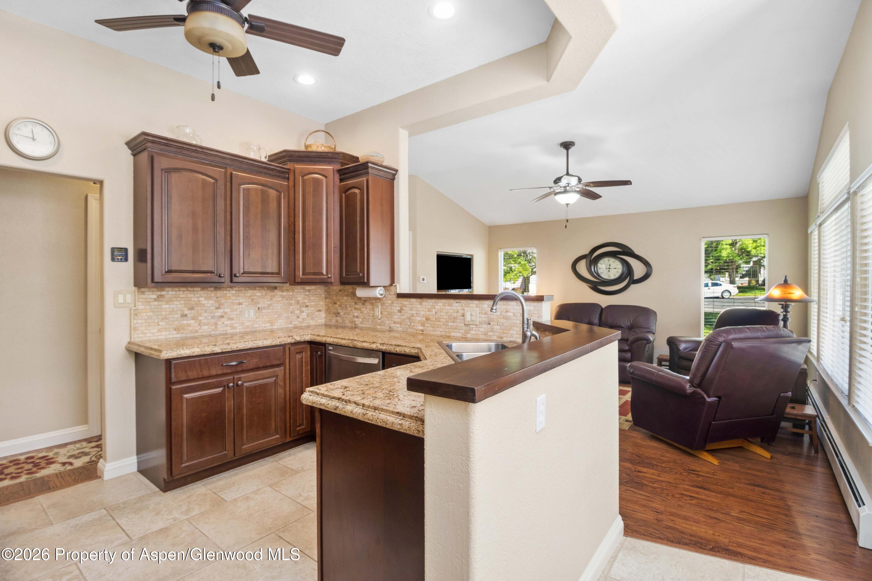 54 Limberpine Circle Property Photo 14