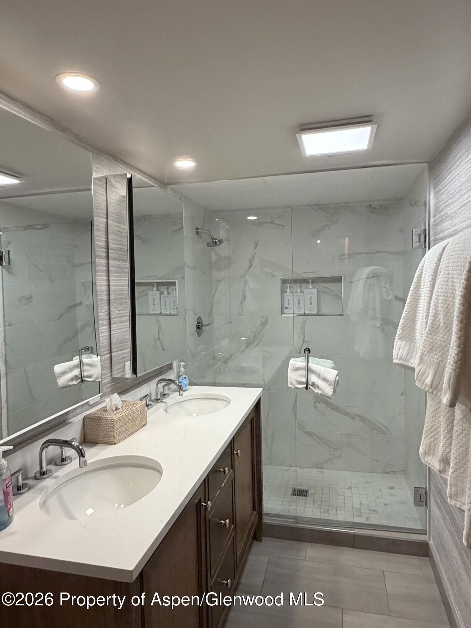 1039 E Cooper Avenue 11 Property Photo 11