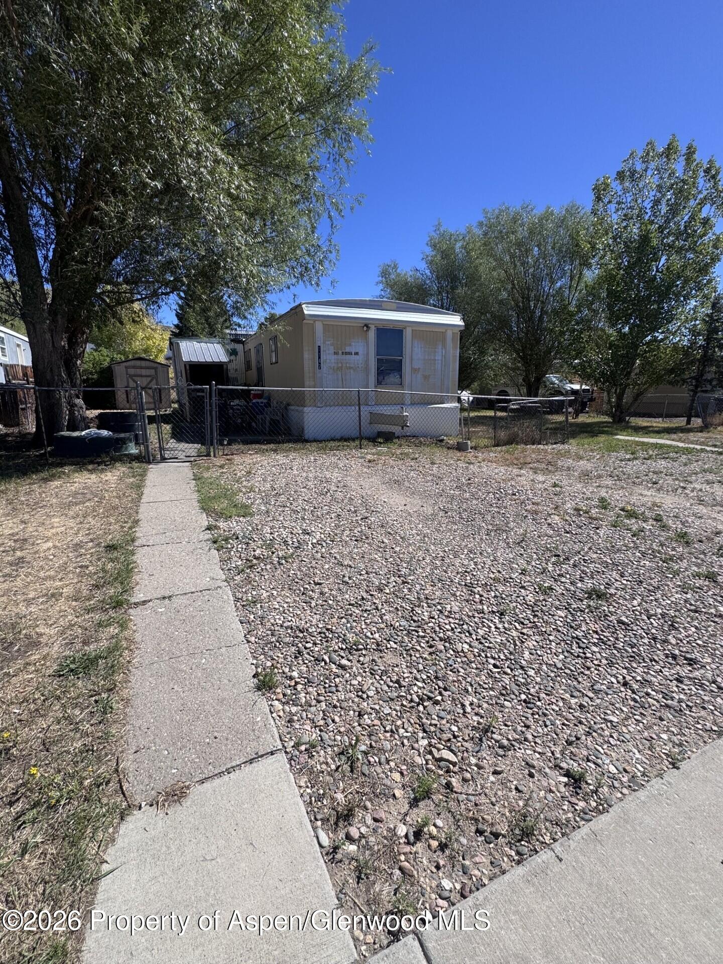 1147 Sequoia Avenue Property Photo 1