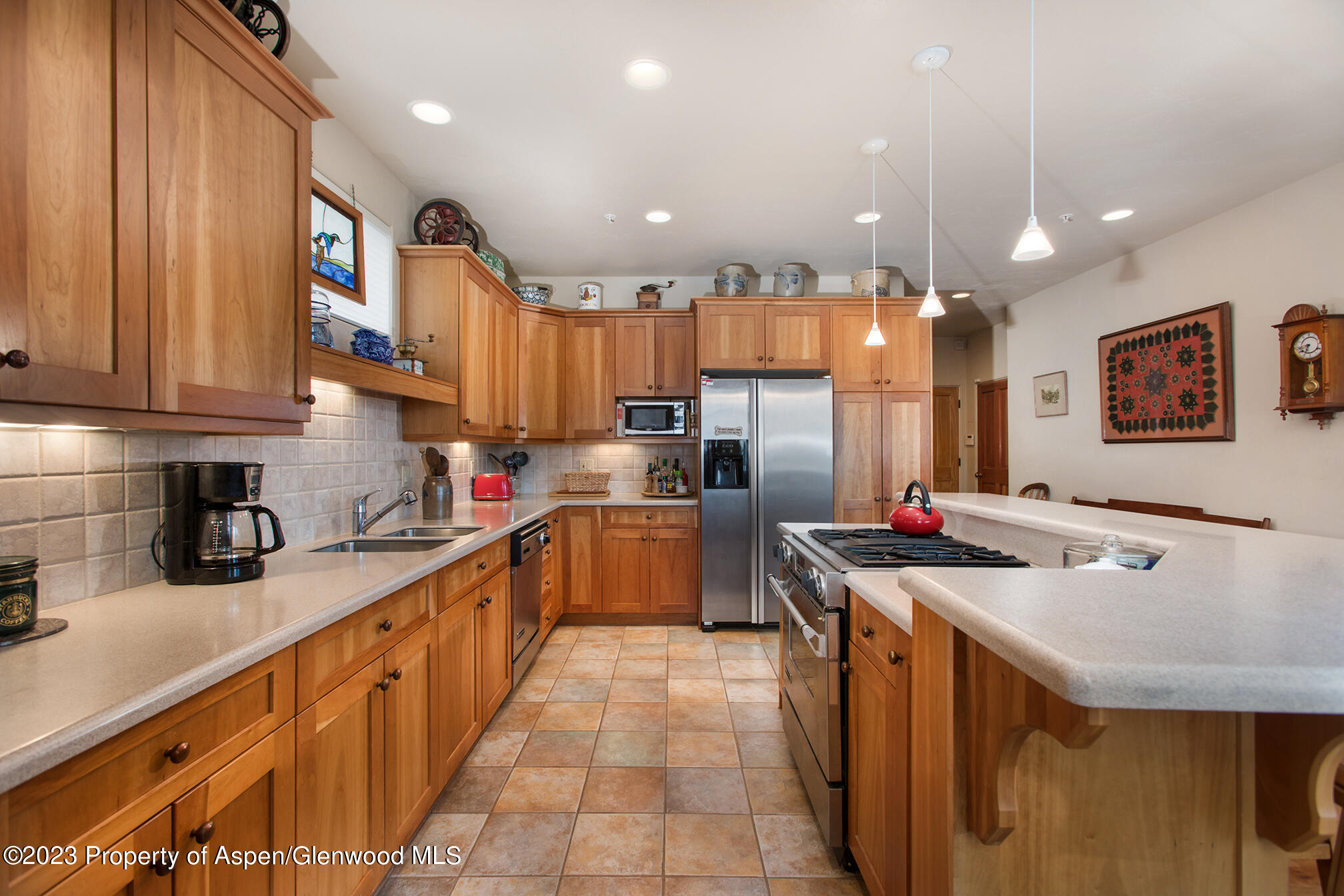 764 Promontory Lane Property Photo 7