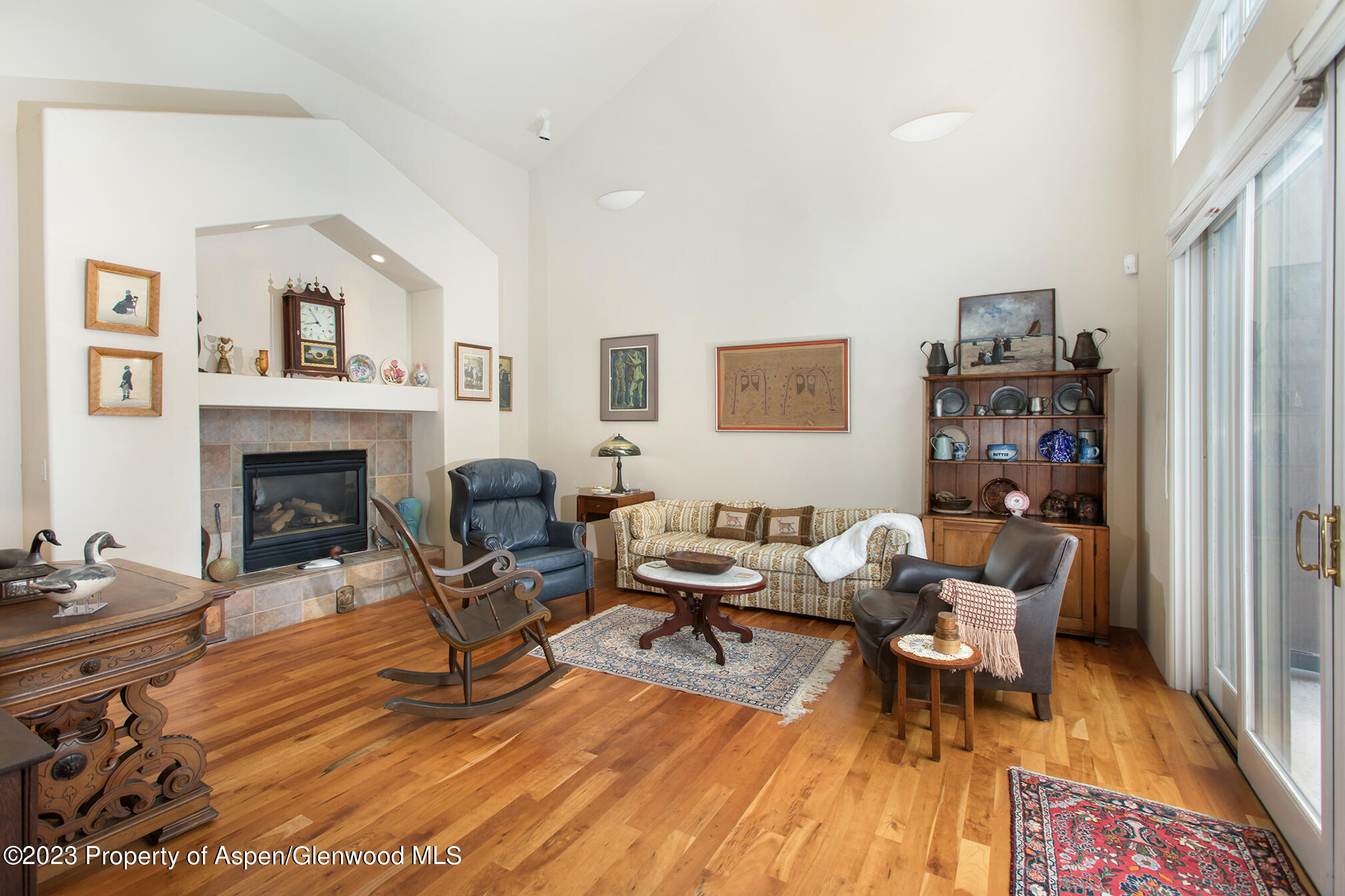 764 Promontory Lane Property Photo 8