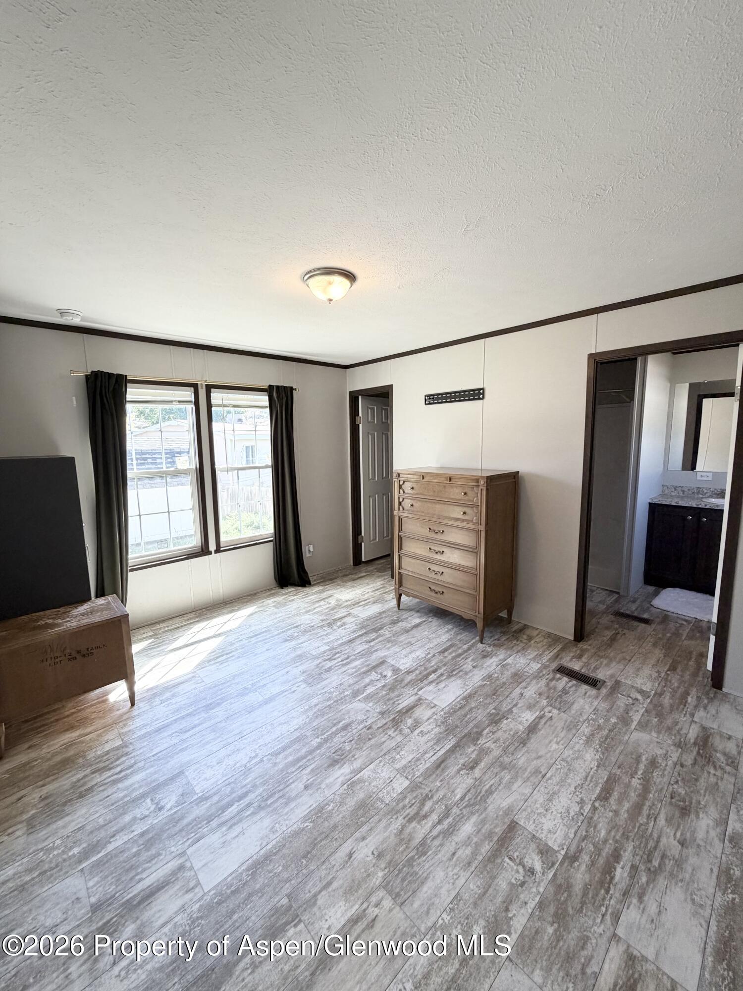 88 W Carson Circle Property Photo 8