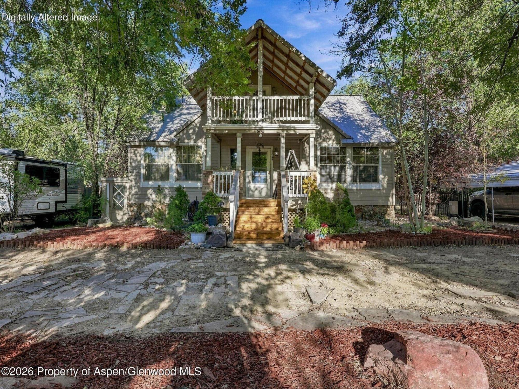 930 Garden Lane Property Photo 1