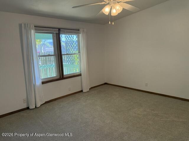 100 James Circle Property Photo 9
