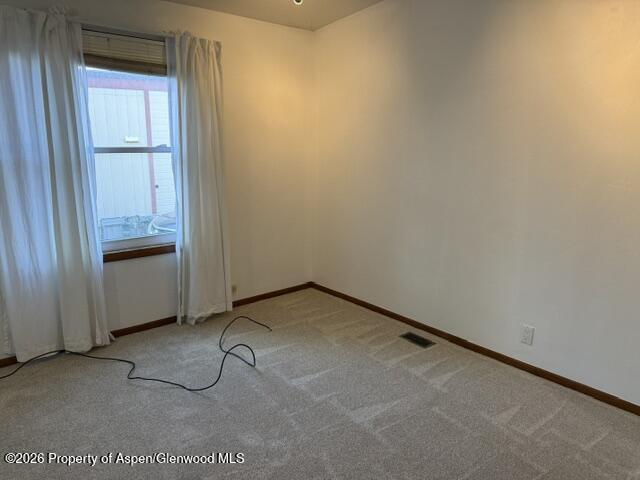 100 James Circle Property Photo 12