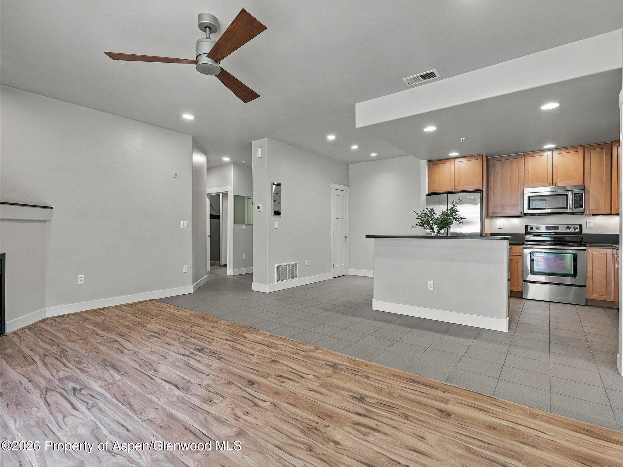 2701 Midland Avenue 1014 Property Photo 2