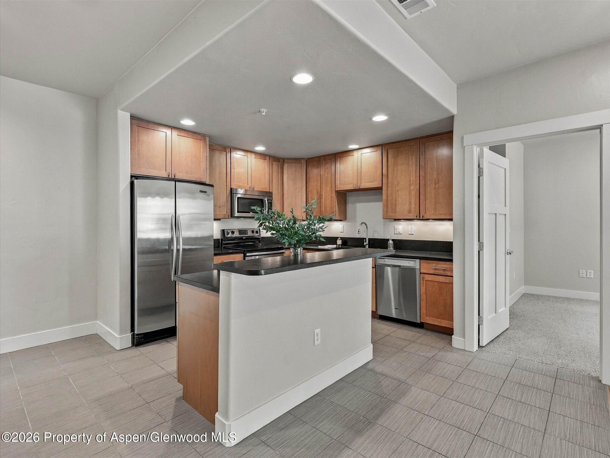 2701 Midland Avenue 1014 Property Photo 5