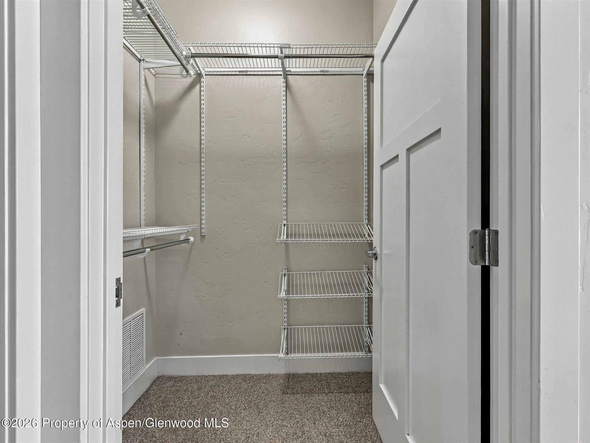 2701 Midland Avenue 1014 Property Photo 13