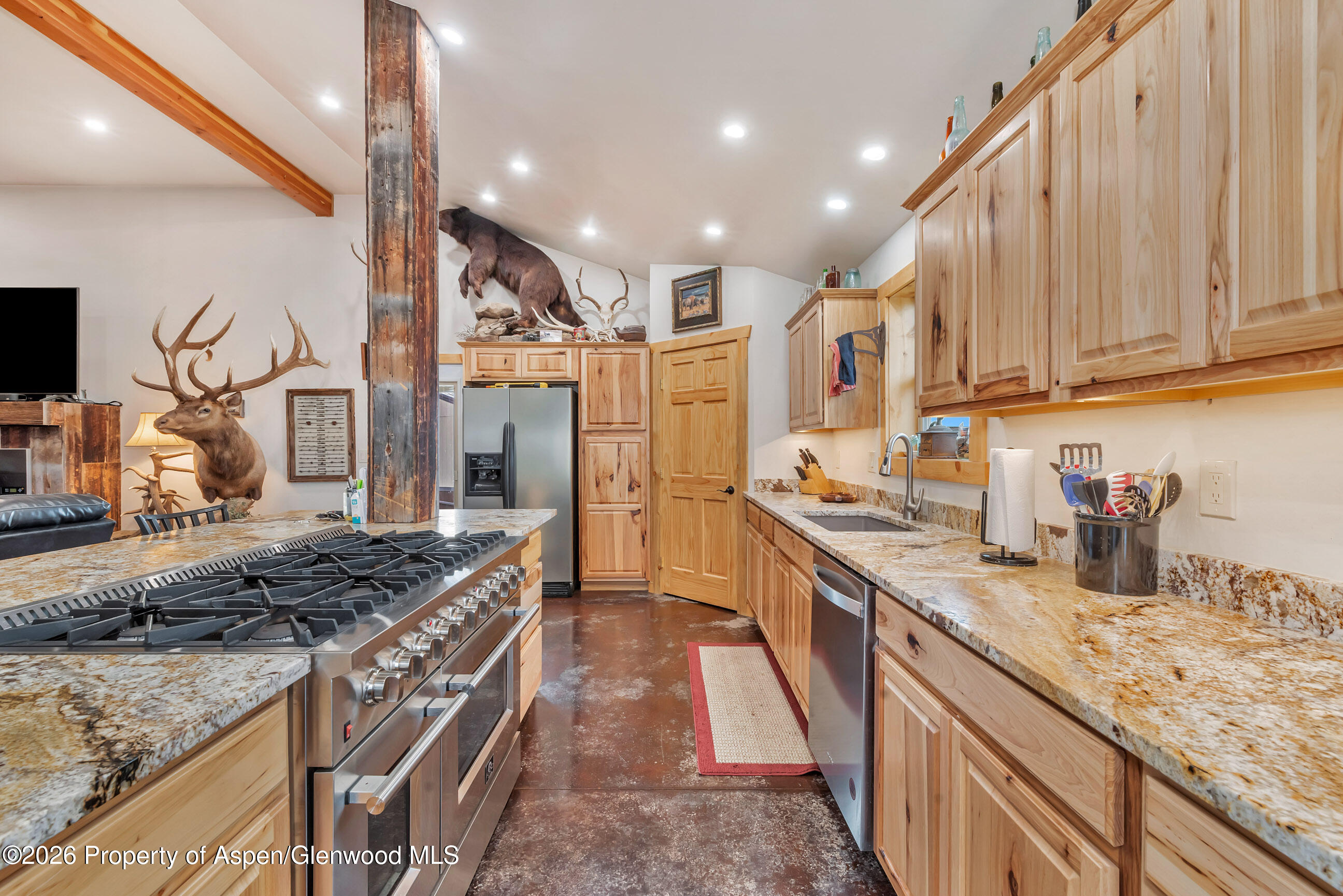 728 County Road 18 S Property Photo 10