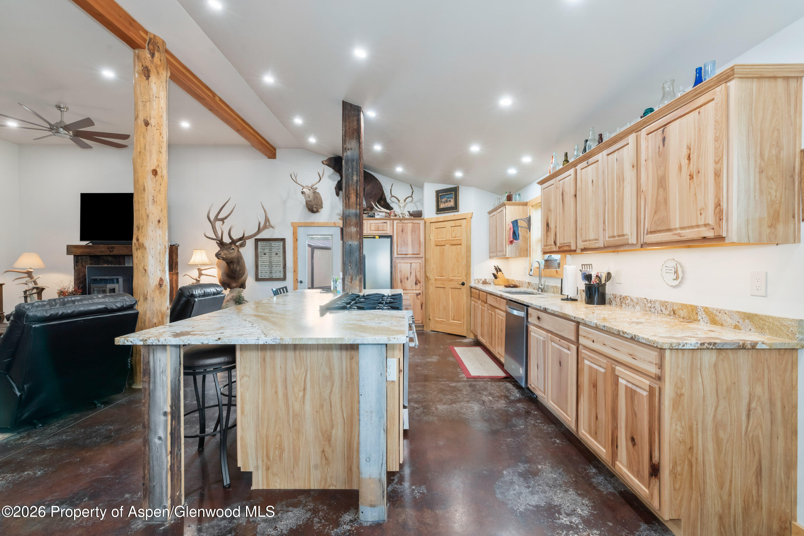 728 County Road 18 S Property Photo 14