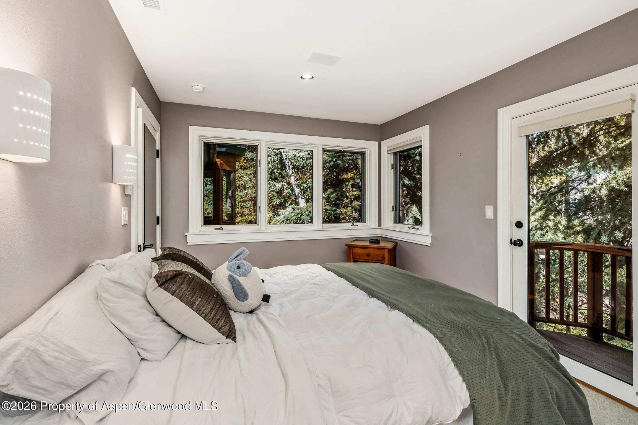 635 Sneaky Lane Property Photo 33