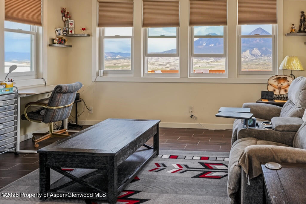 6106 Sagebrush Road Property Photo 8