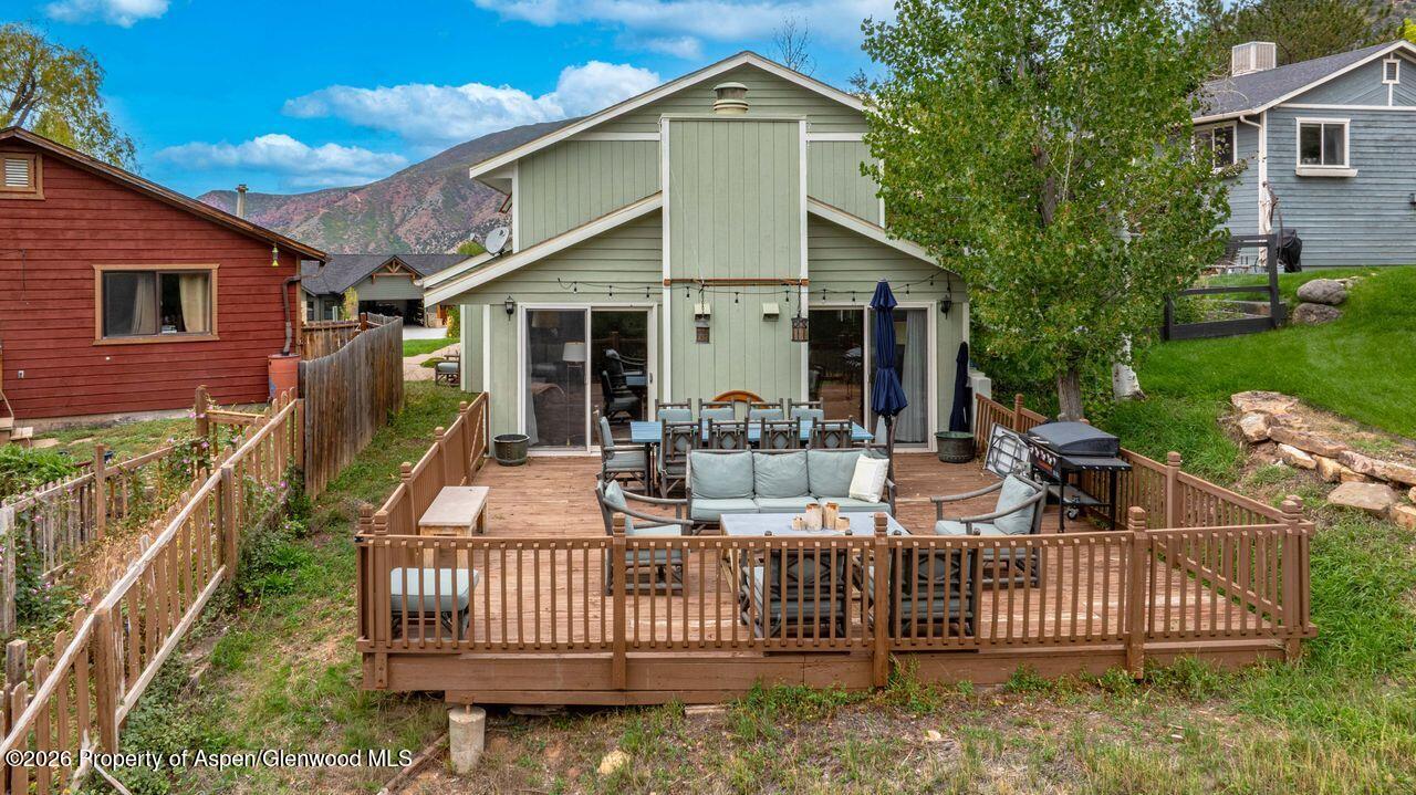 546 Traver Trail Property Photo 2