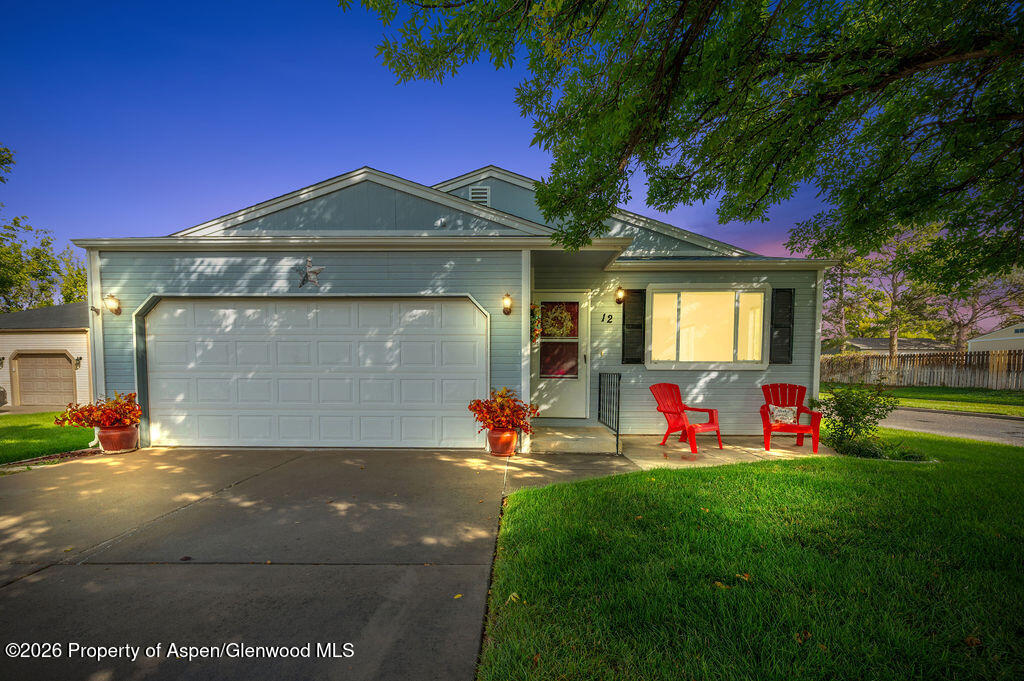12 Rheims Court Property Photo 1