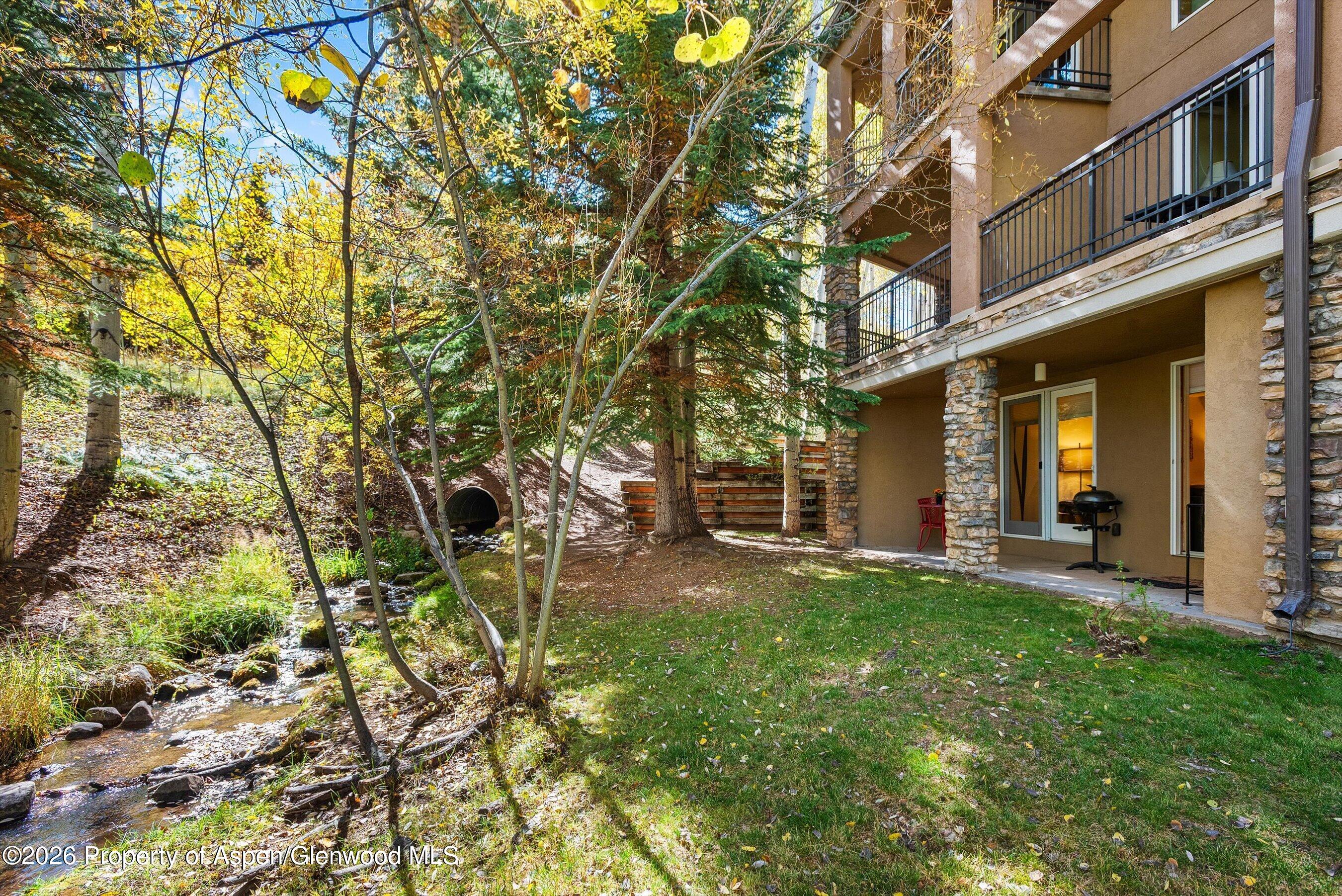 425 Wood Road 2 Property Photo 1