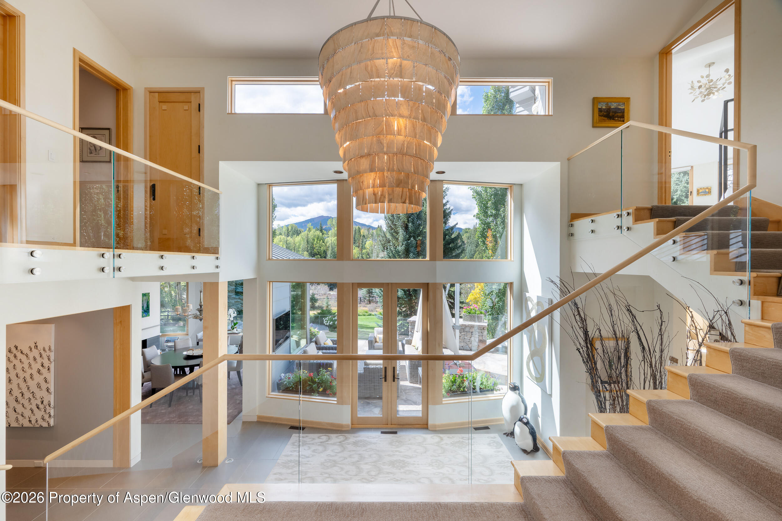 58 Pitkin Way Property Photo 1