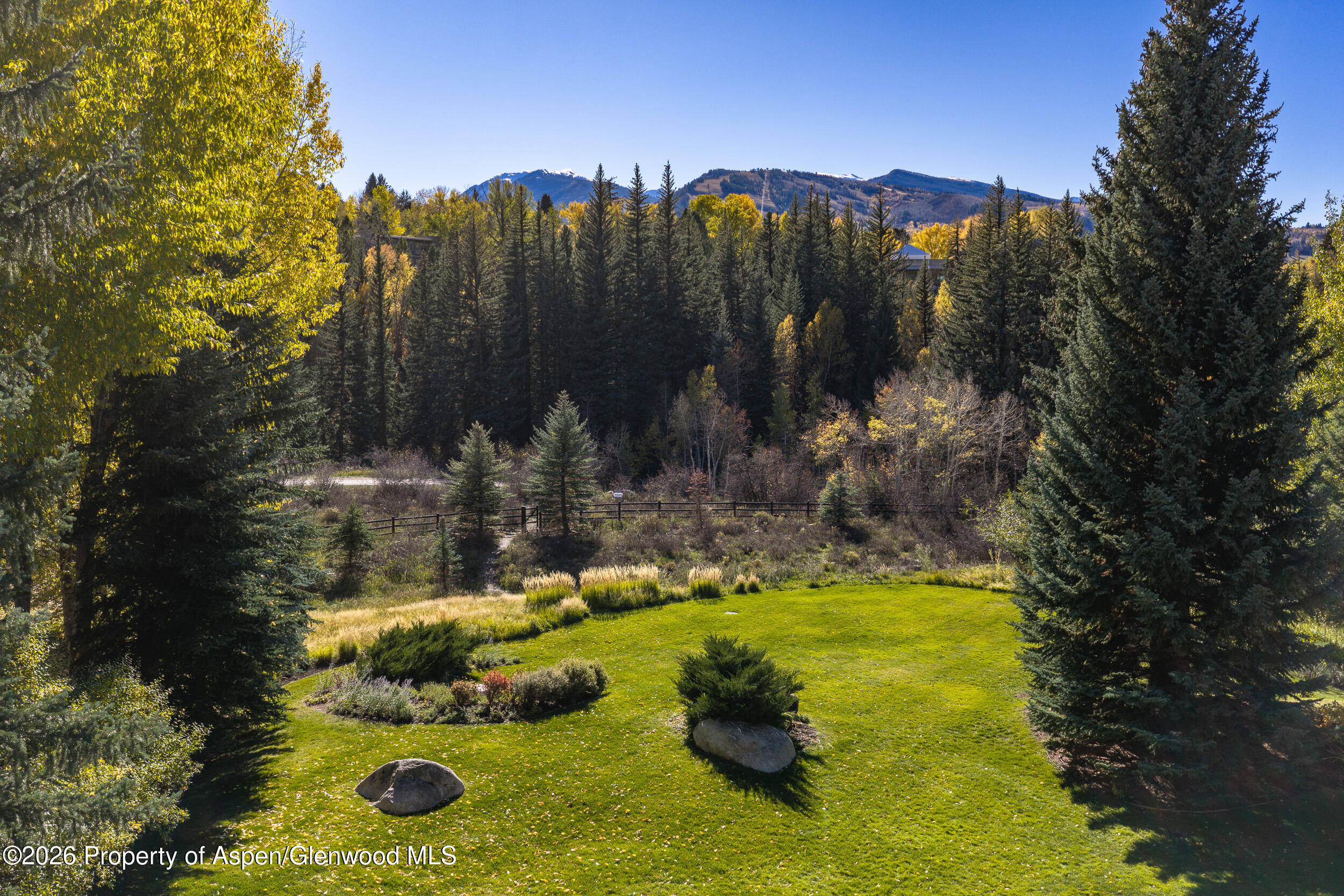 58 Pitkin Way Property Photo 34