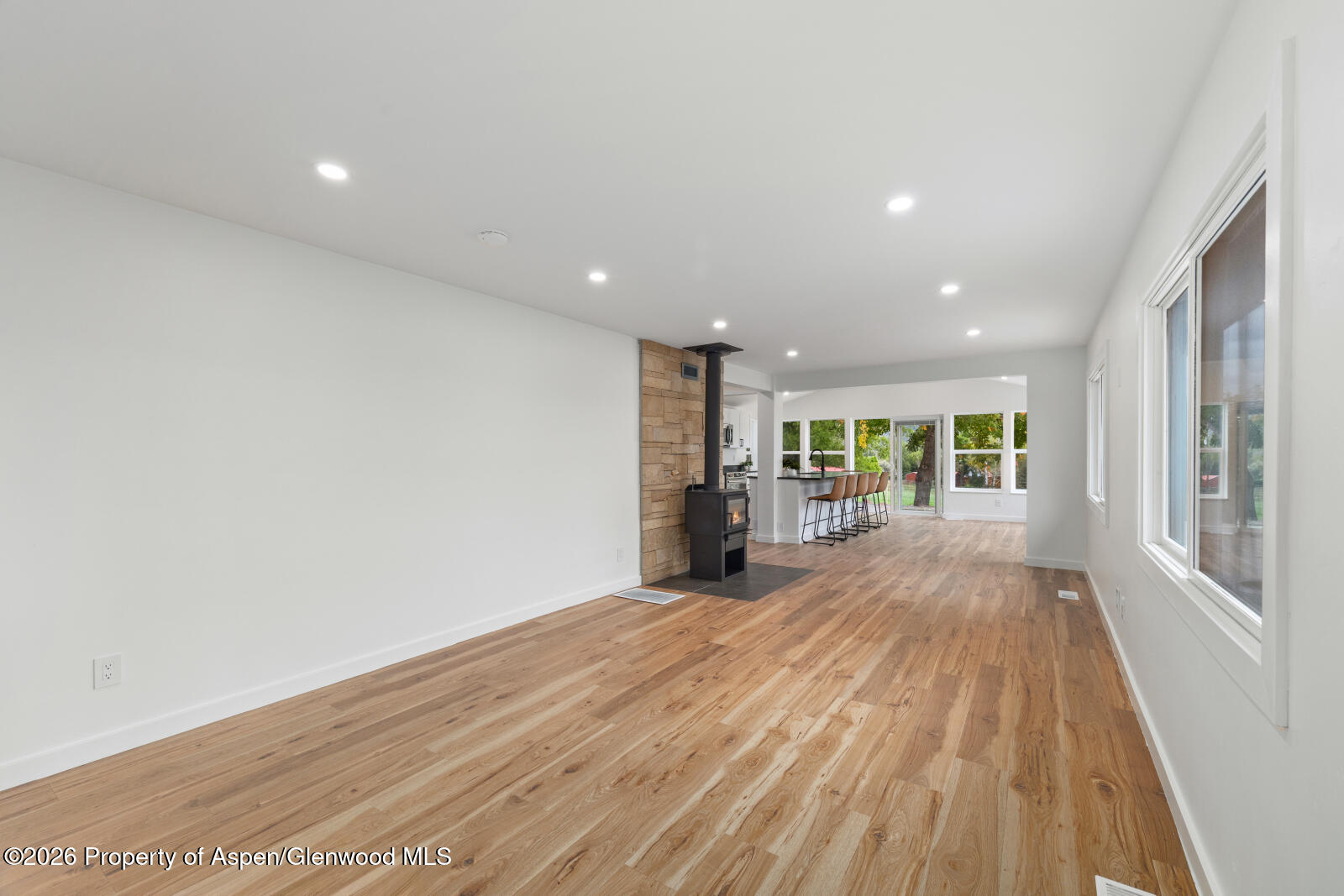 972 County Road 266 Property Photo 10