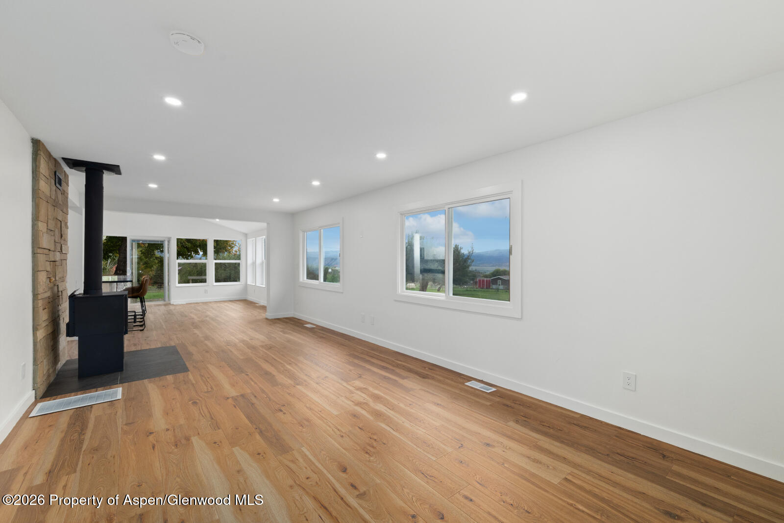 972 County Road 266 Property Photo 12