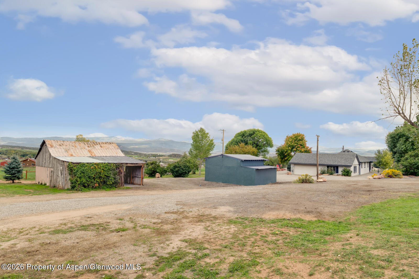 972 County Road 266 Property Photo 68