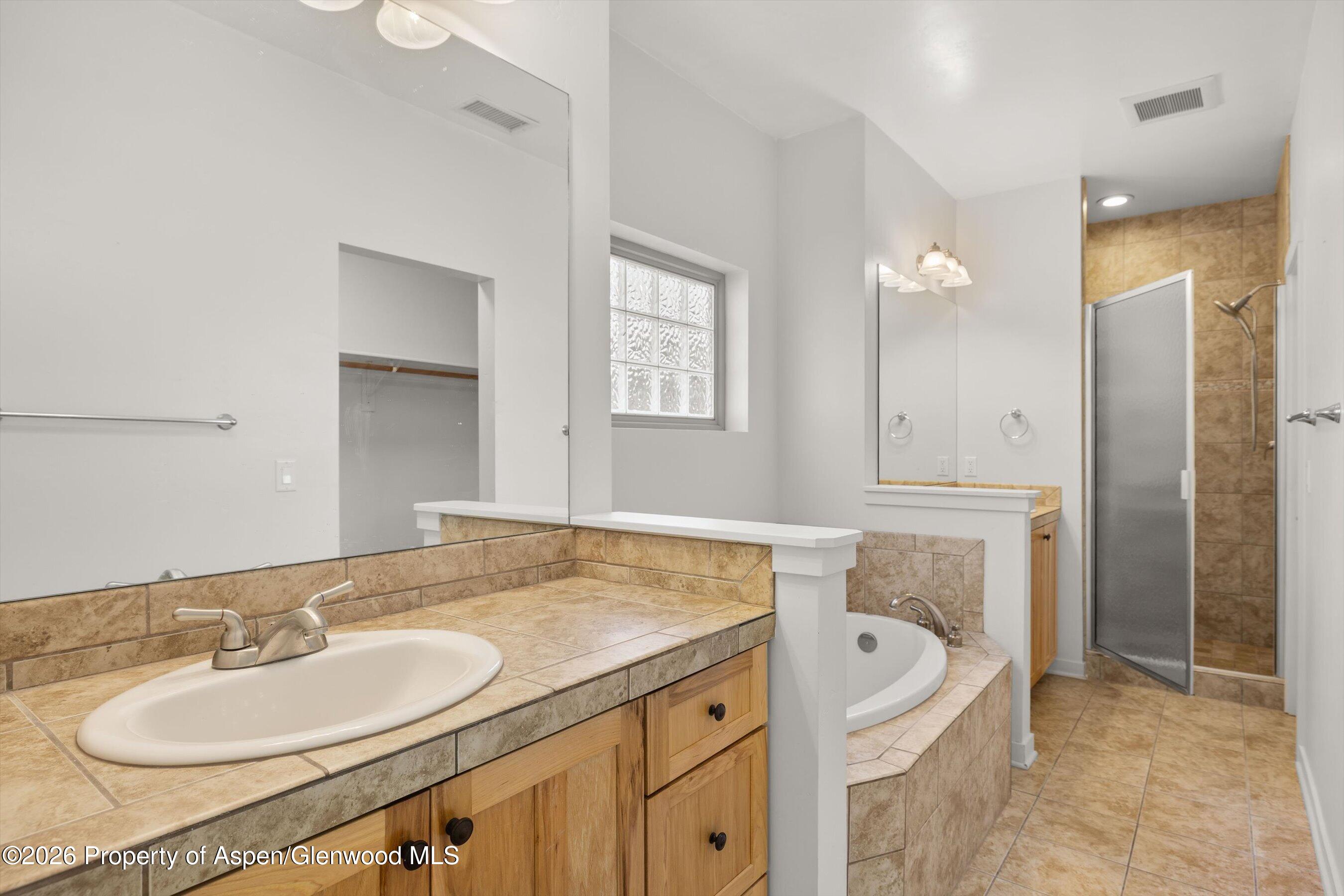 571 River Bend Way Property Photo 12