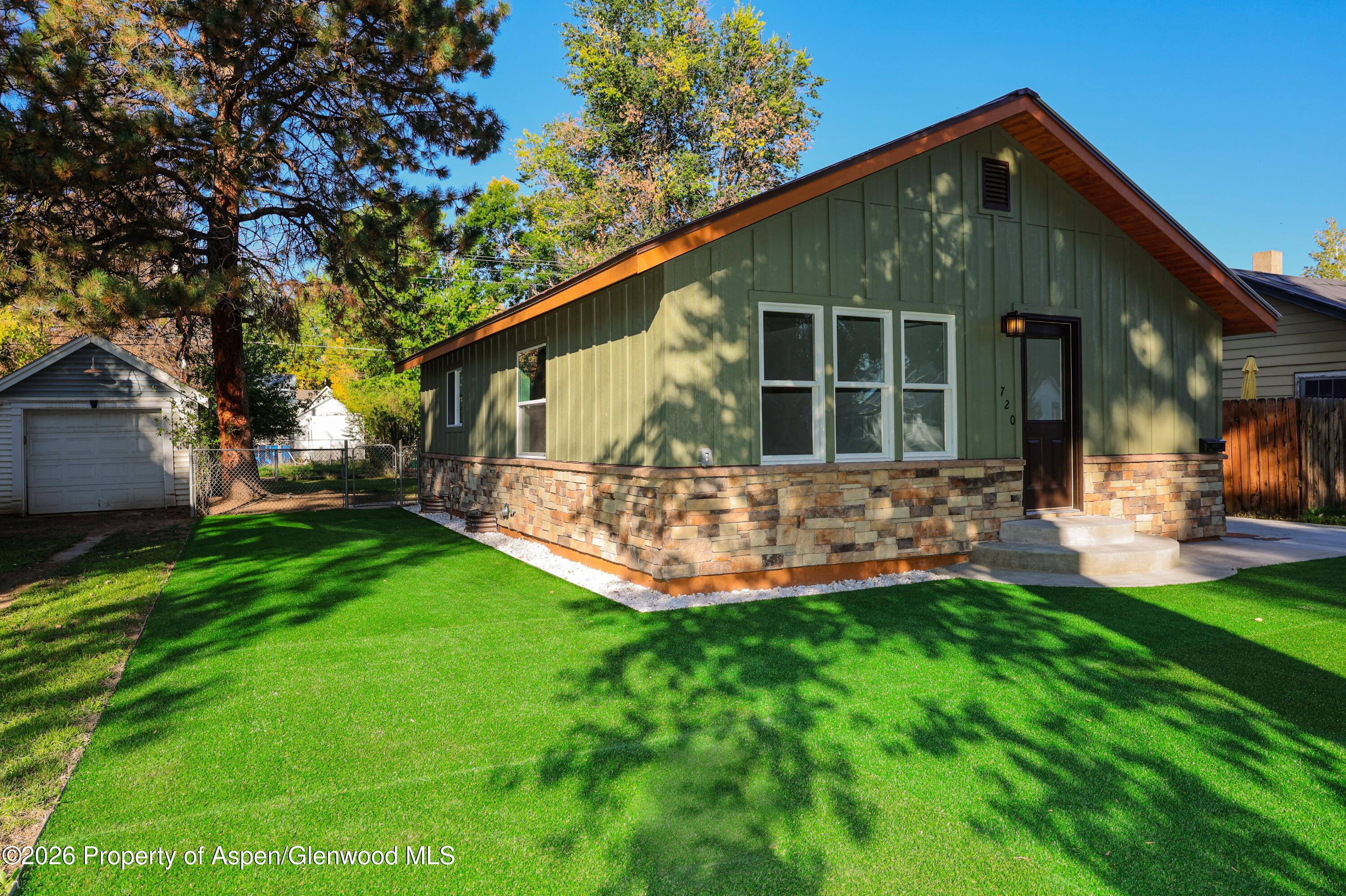 720 Taylor Street Property Photo 1