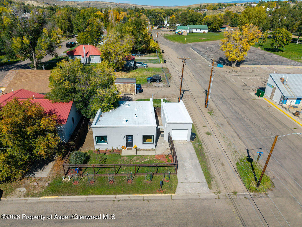 315 E 6th Street Property Photo 40