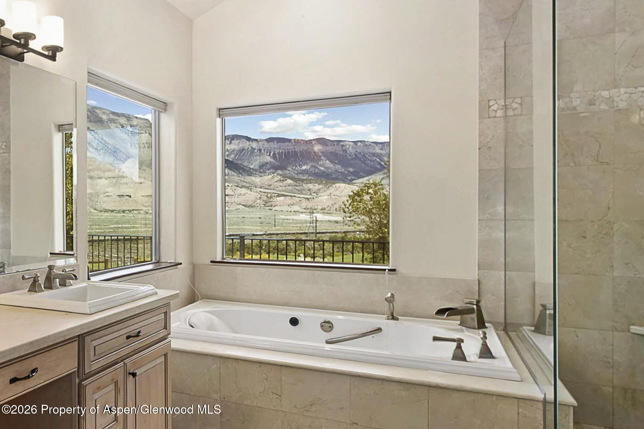 345 Meadow Creek Drive Property Photo 16