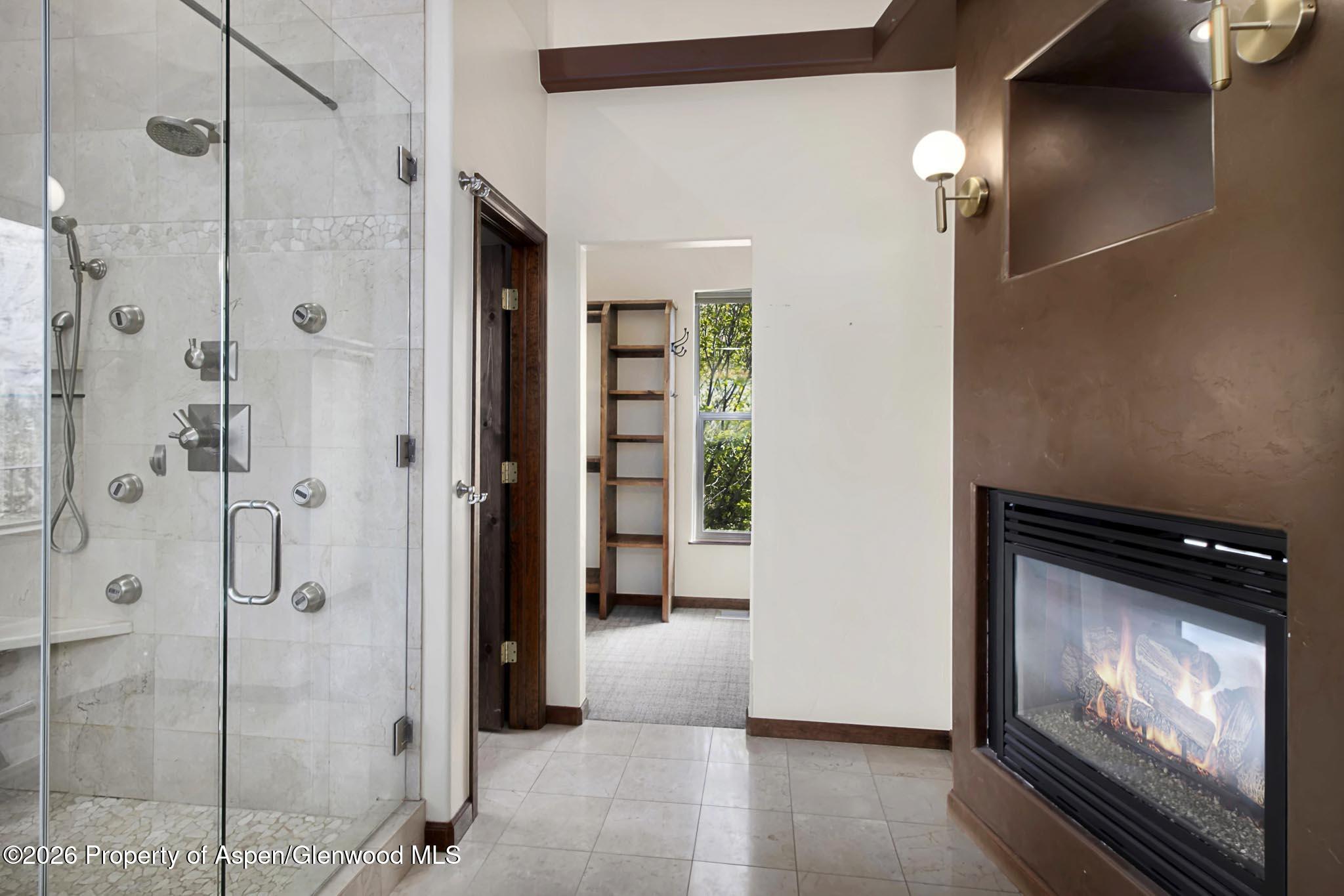 345 Meadow Creek Drive Property Photo 18