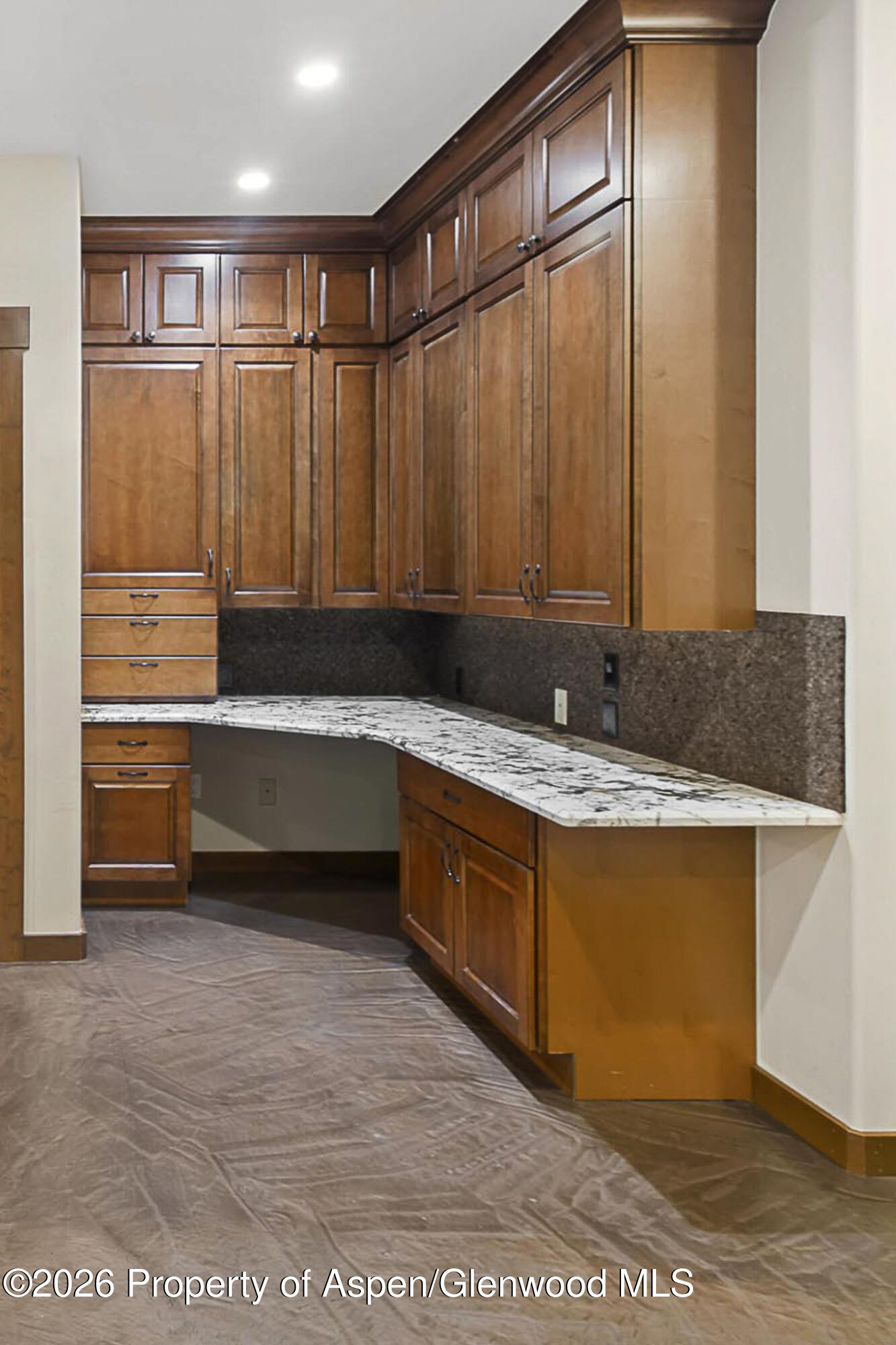 345 Meadow Creek Drive Property Photo 22