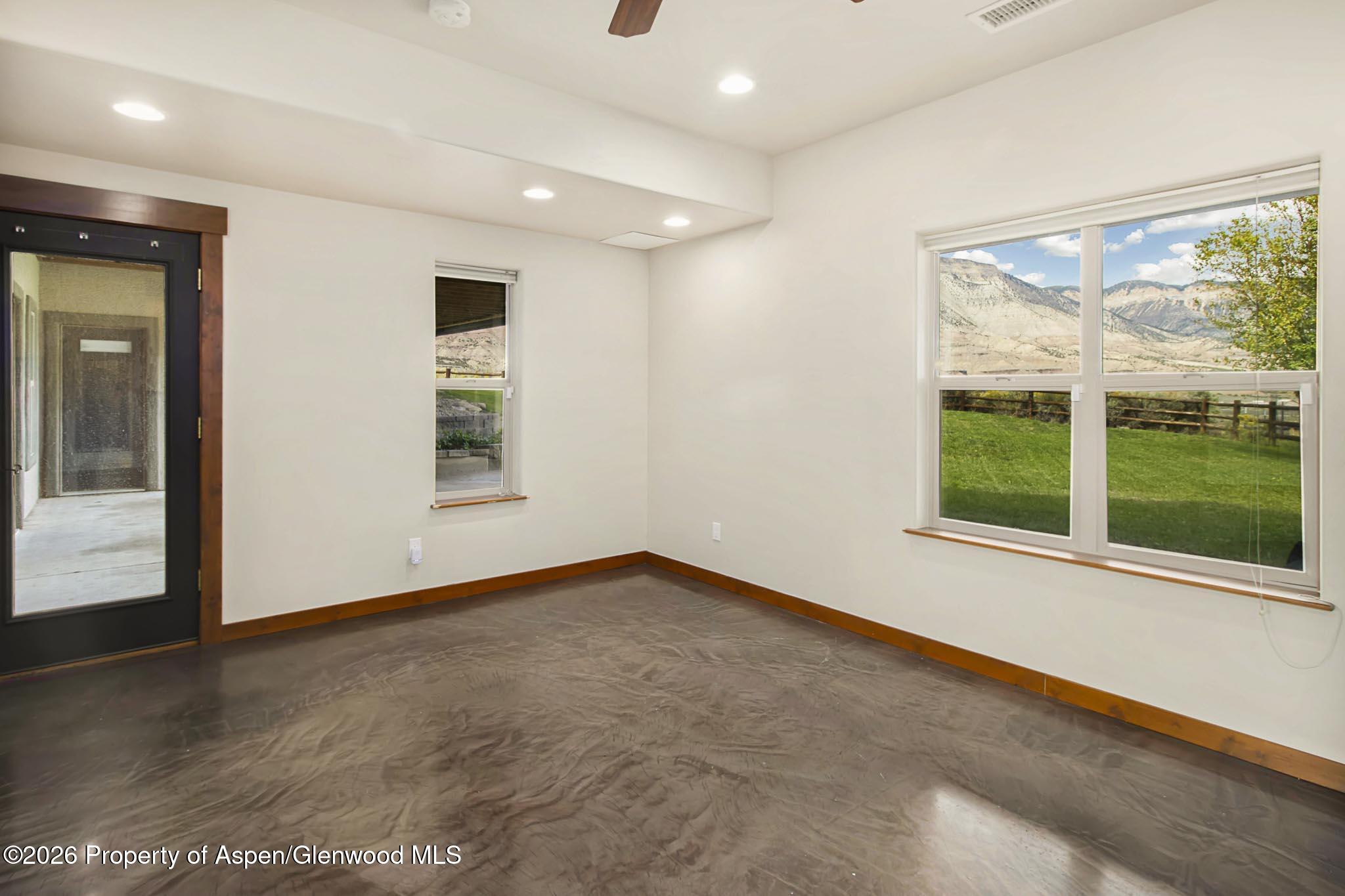345 Meadow Creek Drive Property Photo 33