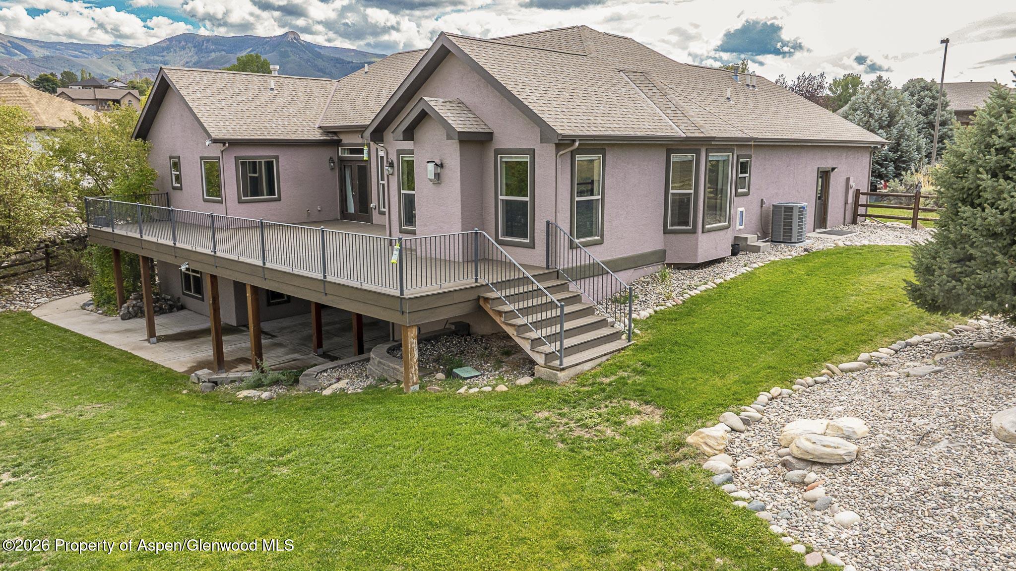 345 Meadow Creek Drive Property Photo 35
