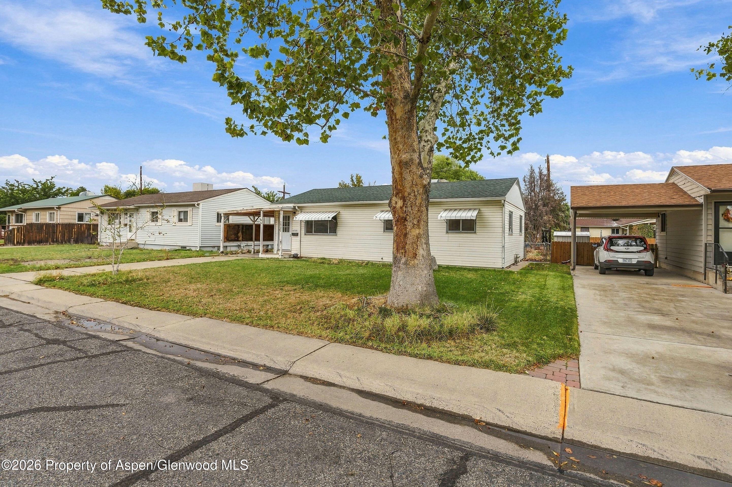 2322 Mesa Avenue Property Photo 5