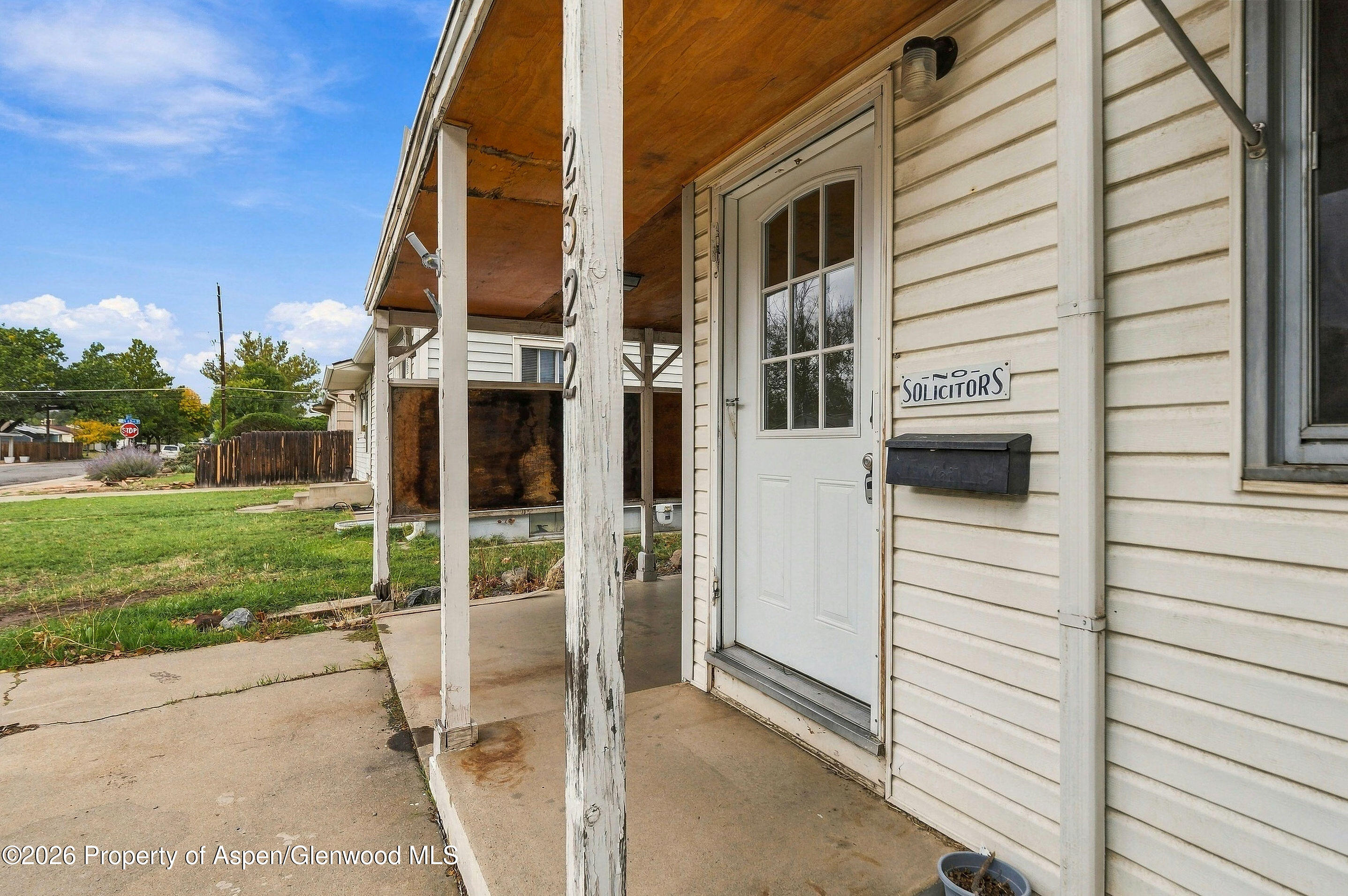 2322 Mesa Avenue Property Photo 8