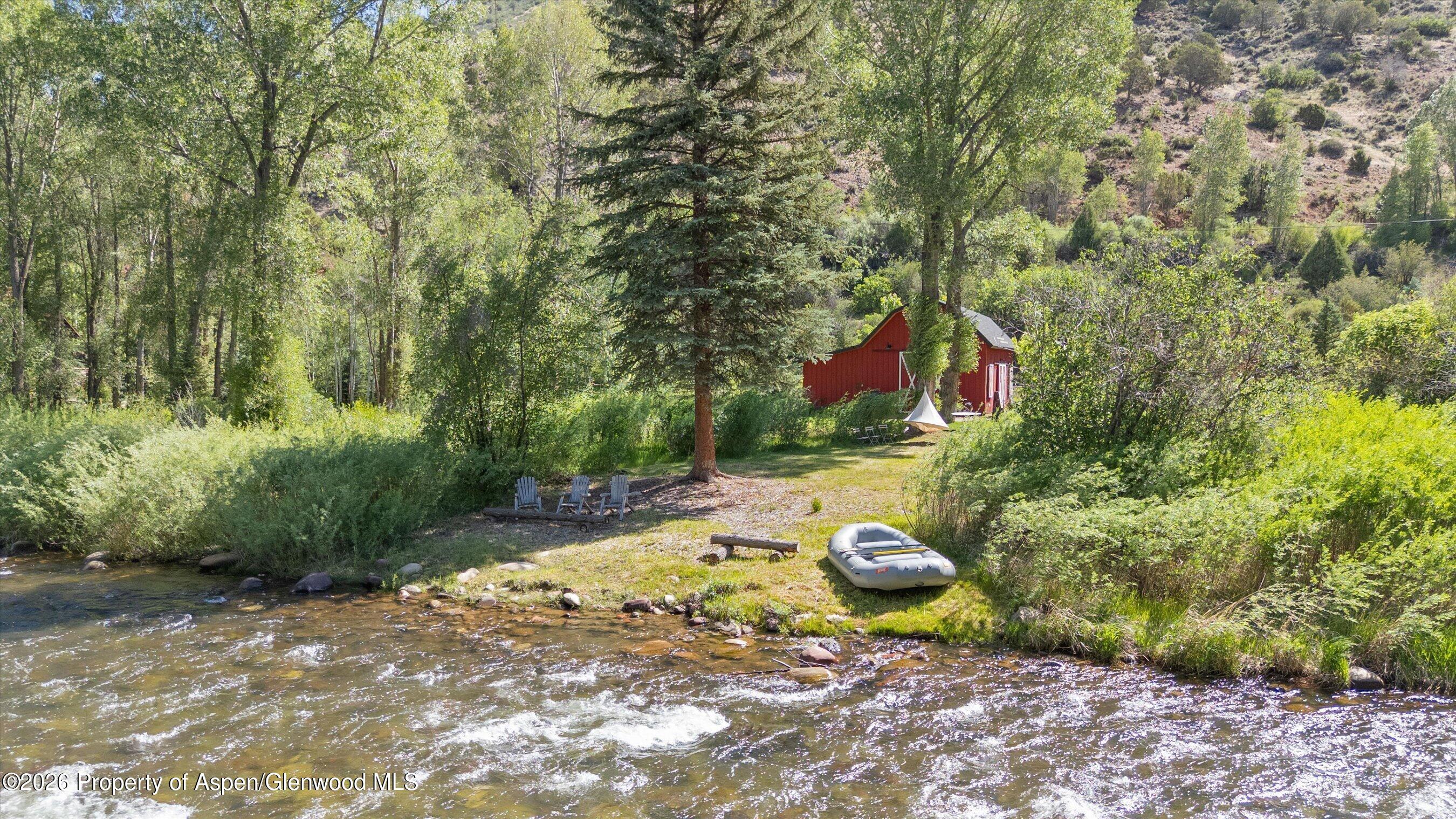 4054 Lower River Road Property Photo 44