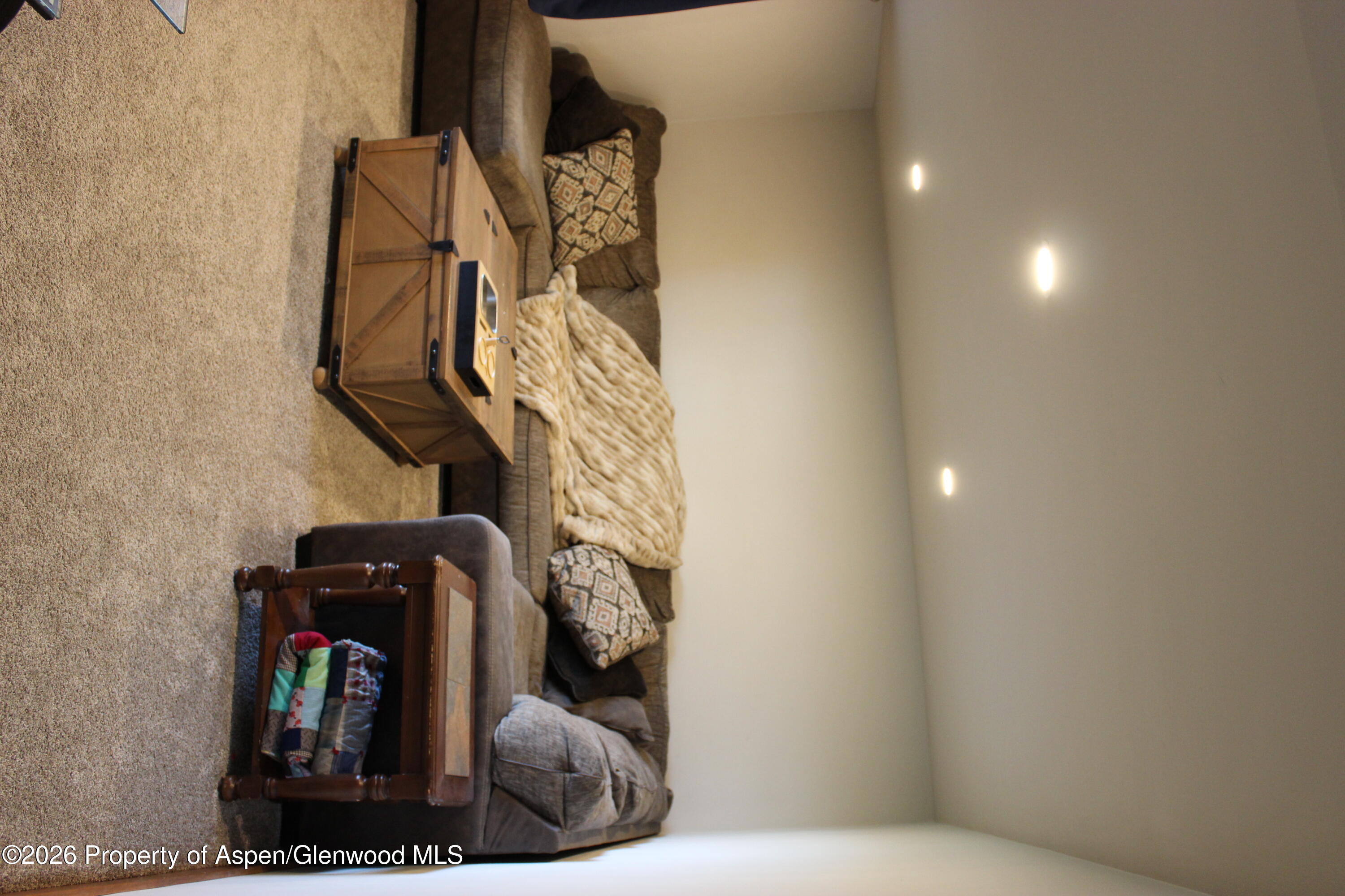 113 Fox Run Road Property Photo 6