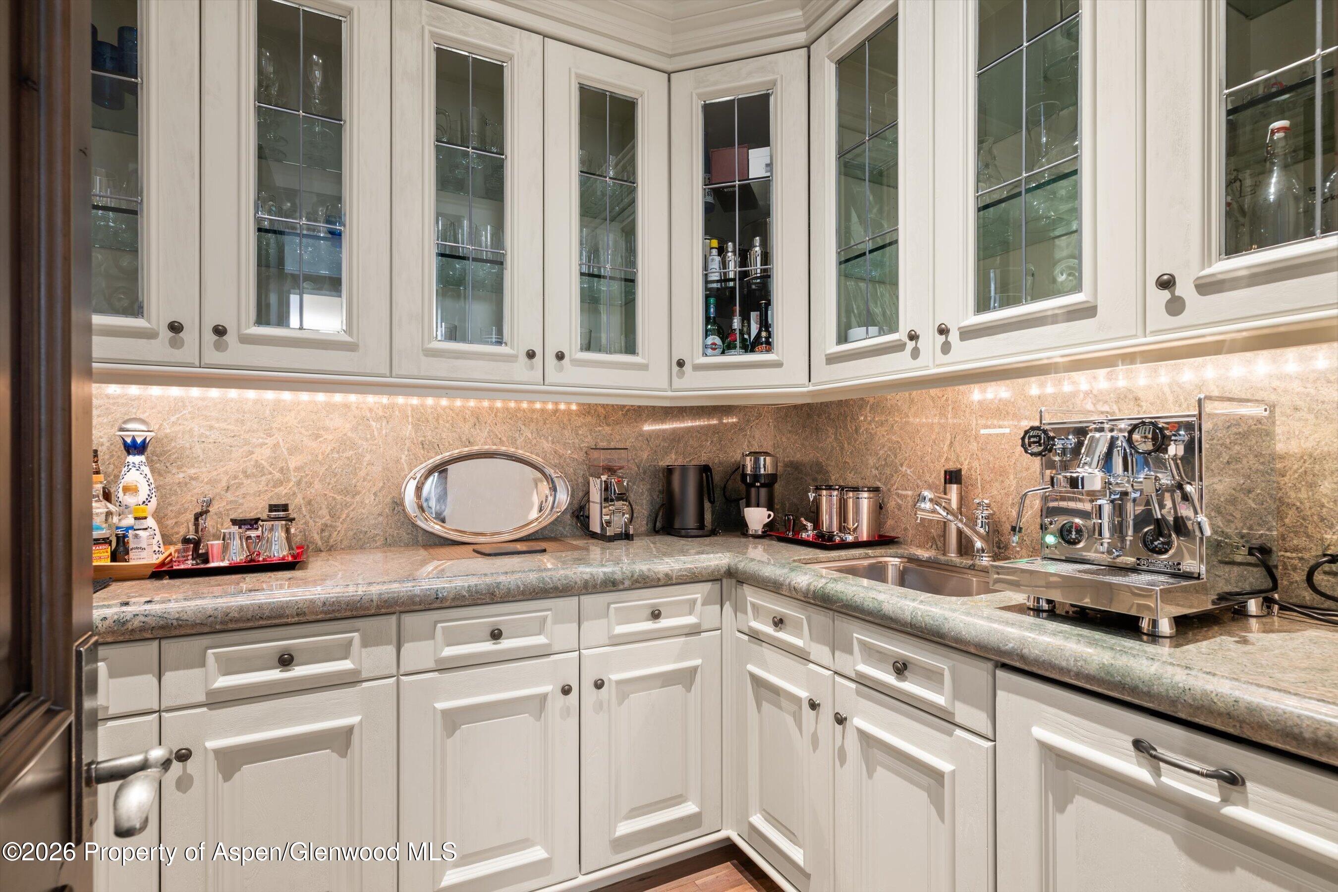 353 Pfister Drive Property Photo 17