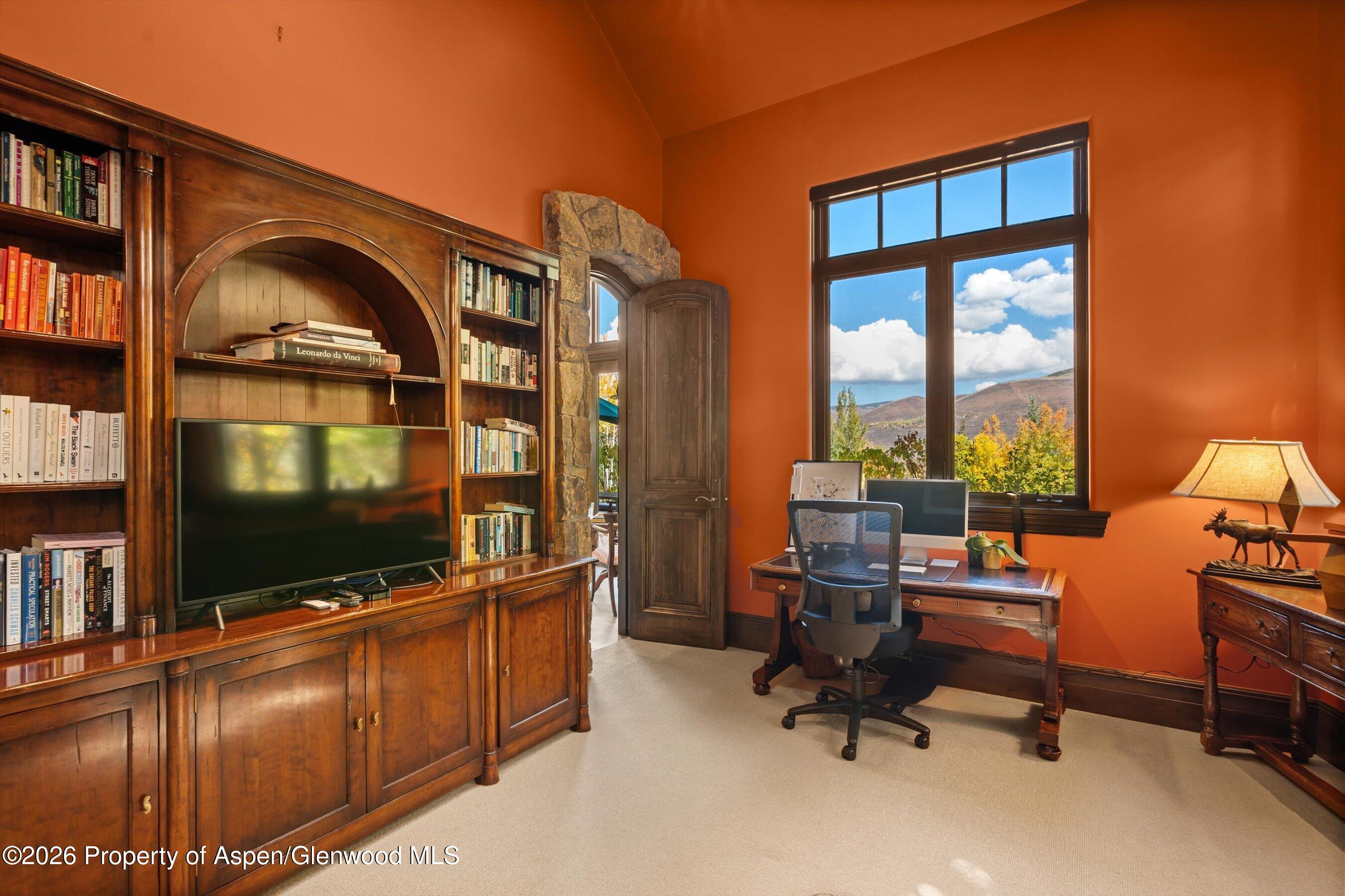 353 Pfister Drive Property Photo 19