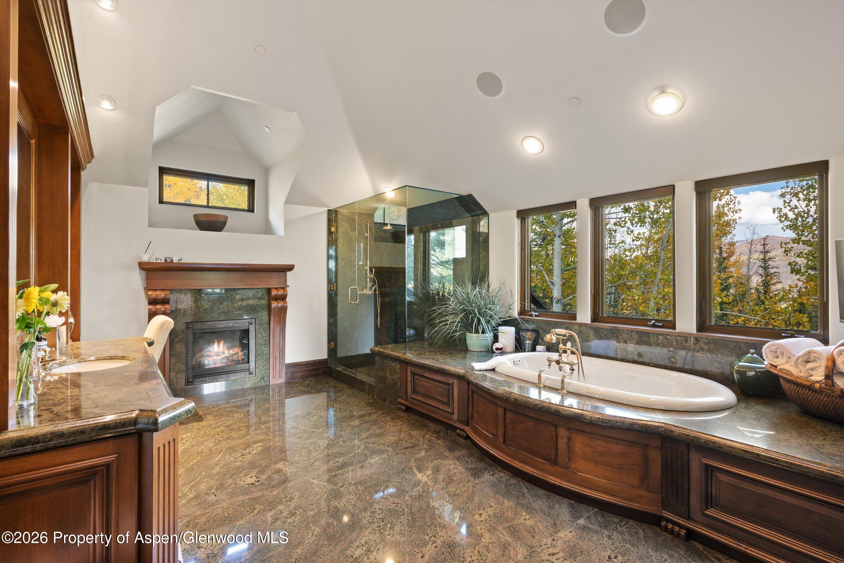 353 Pfister Drive Property Photo 24