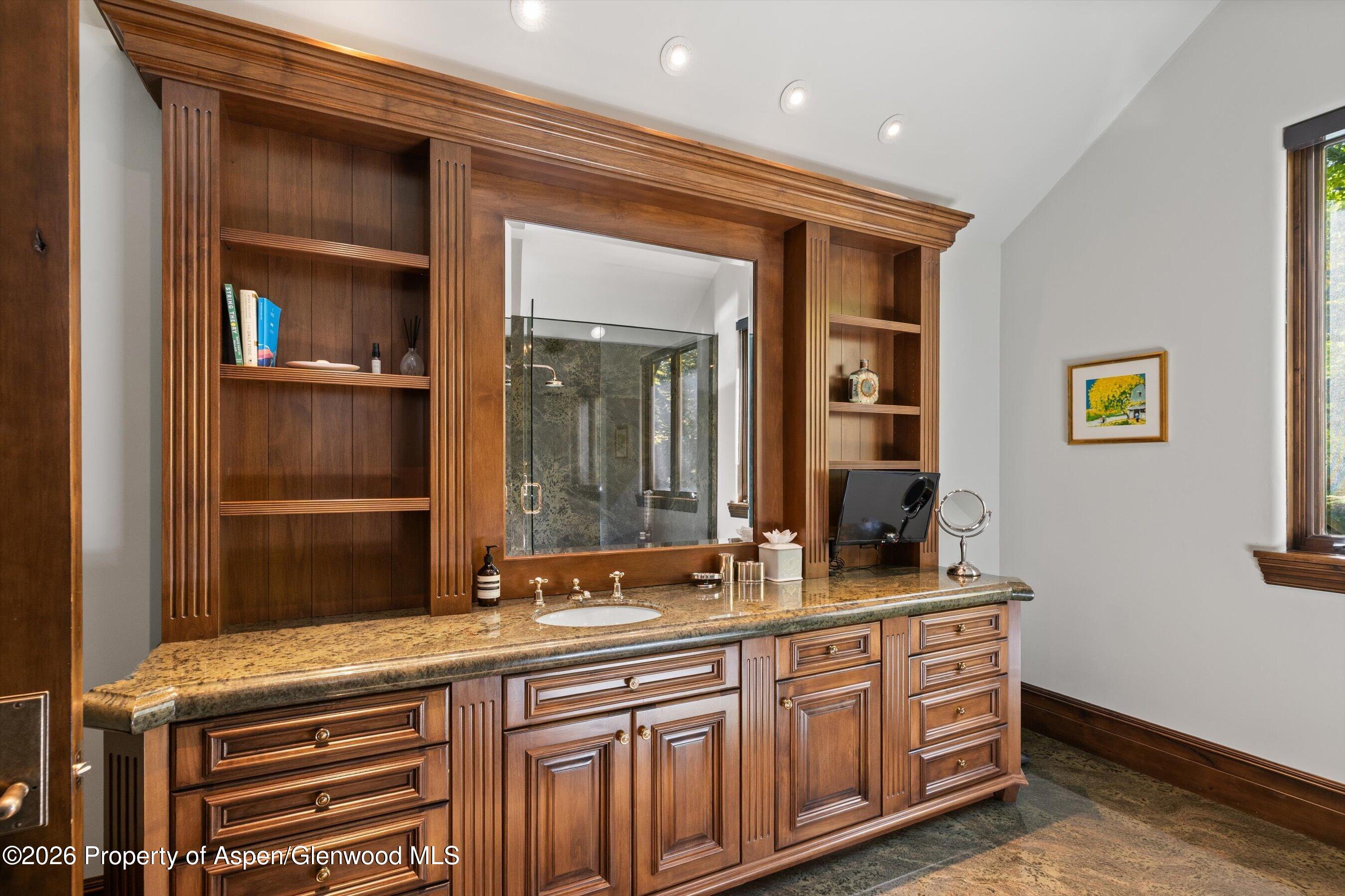 353 Pfister Drive Property Photo 26