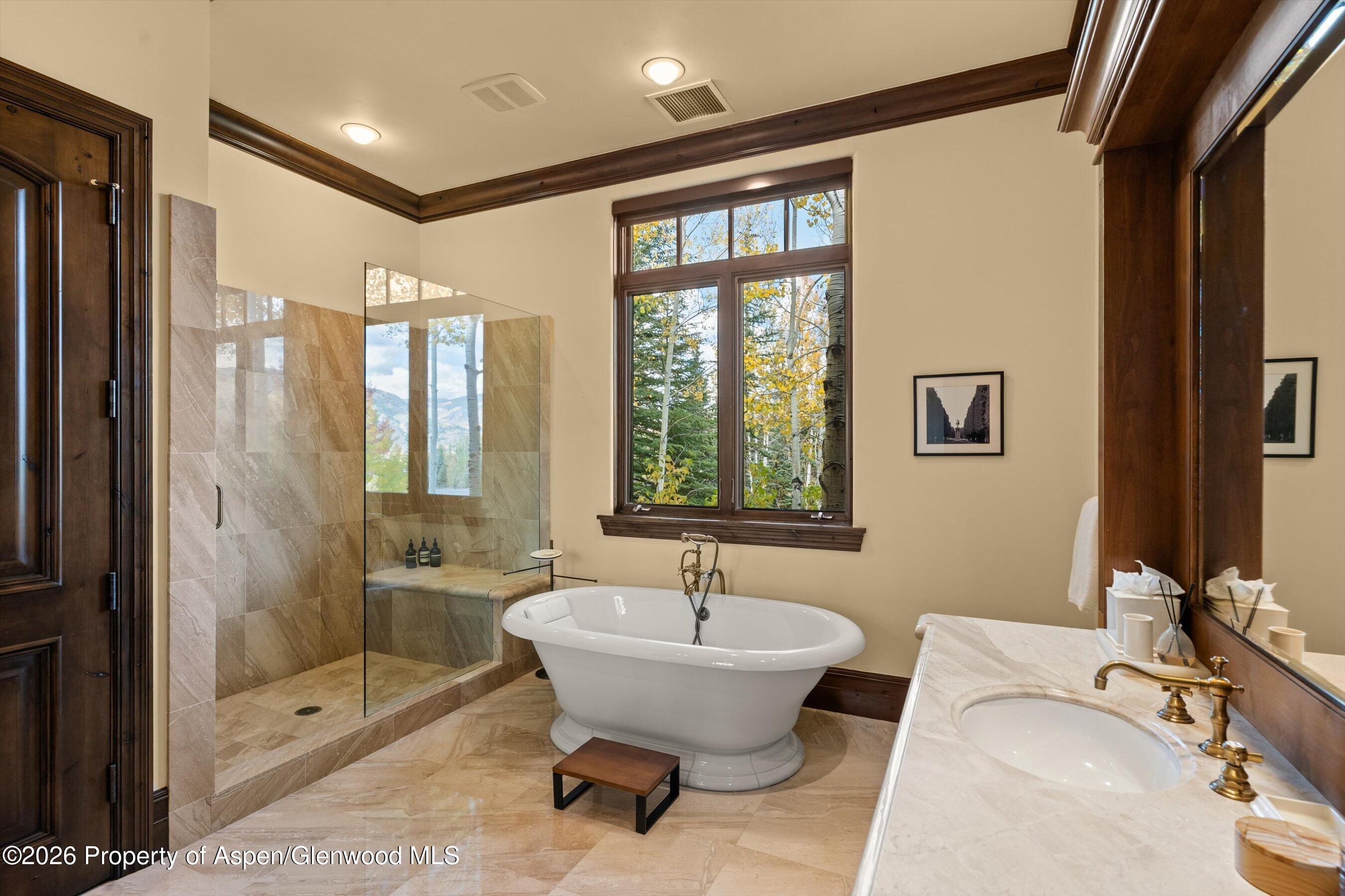 353 Pfister Drive Property Photo 30