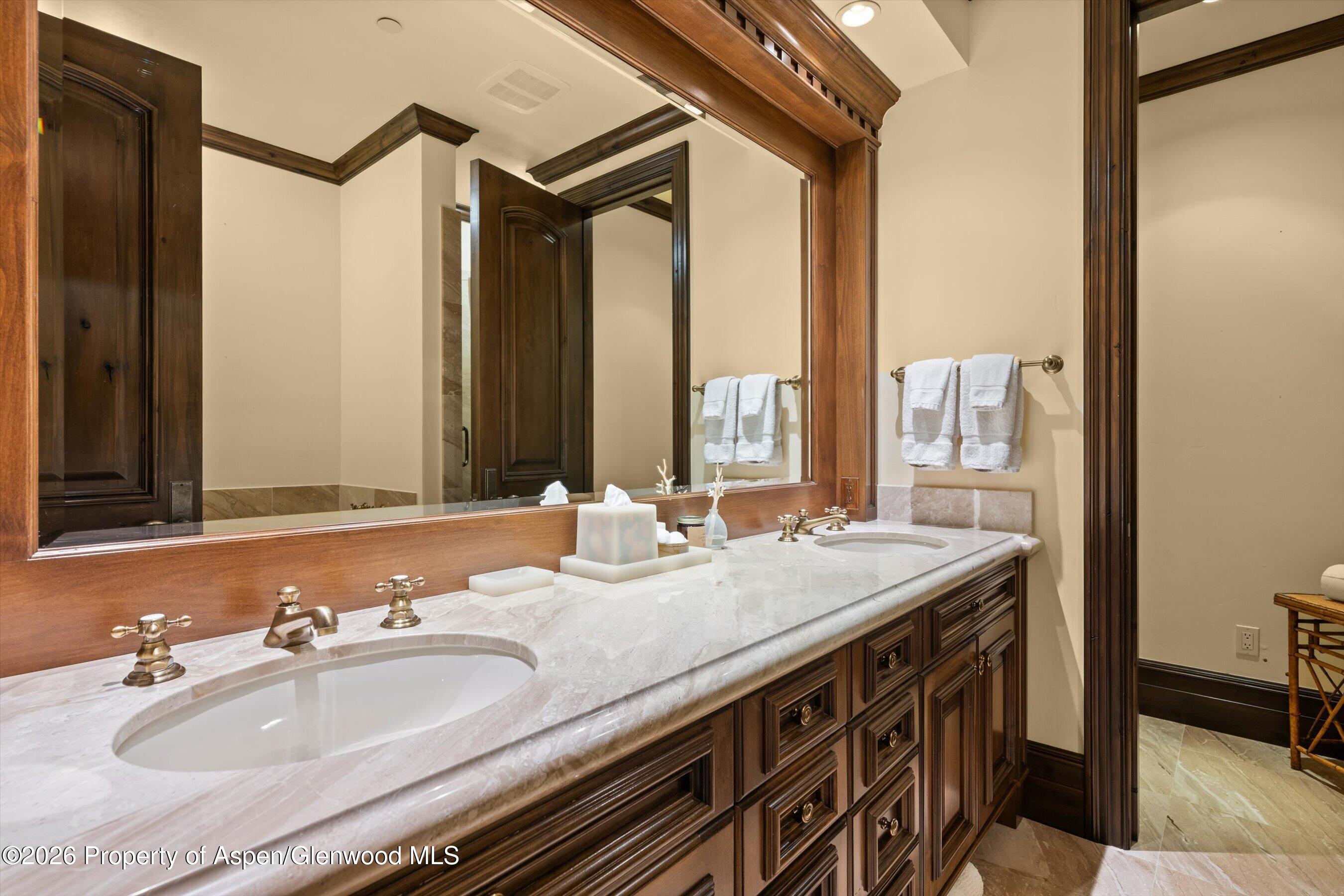 353 Pfister Drive Property Photo 40