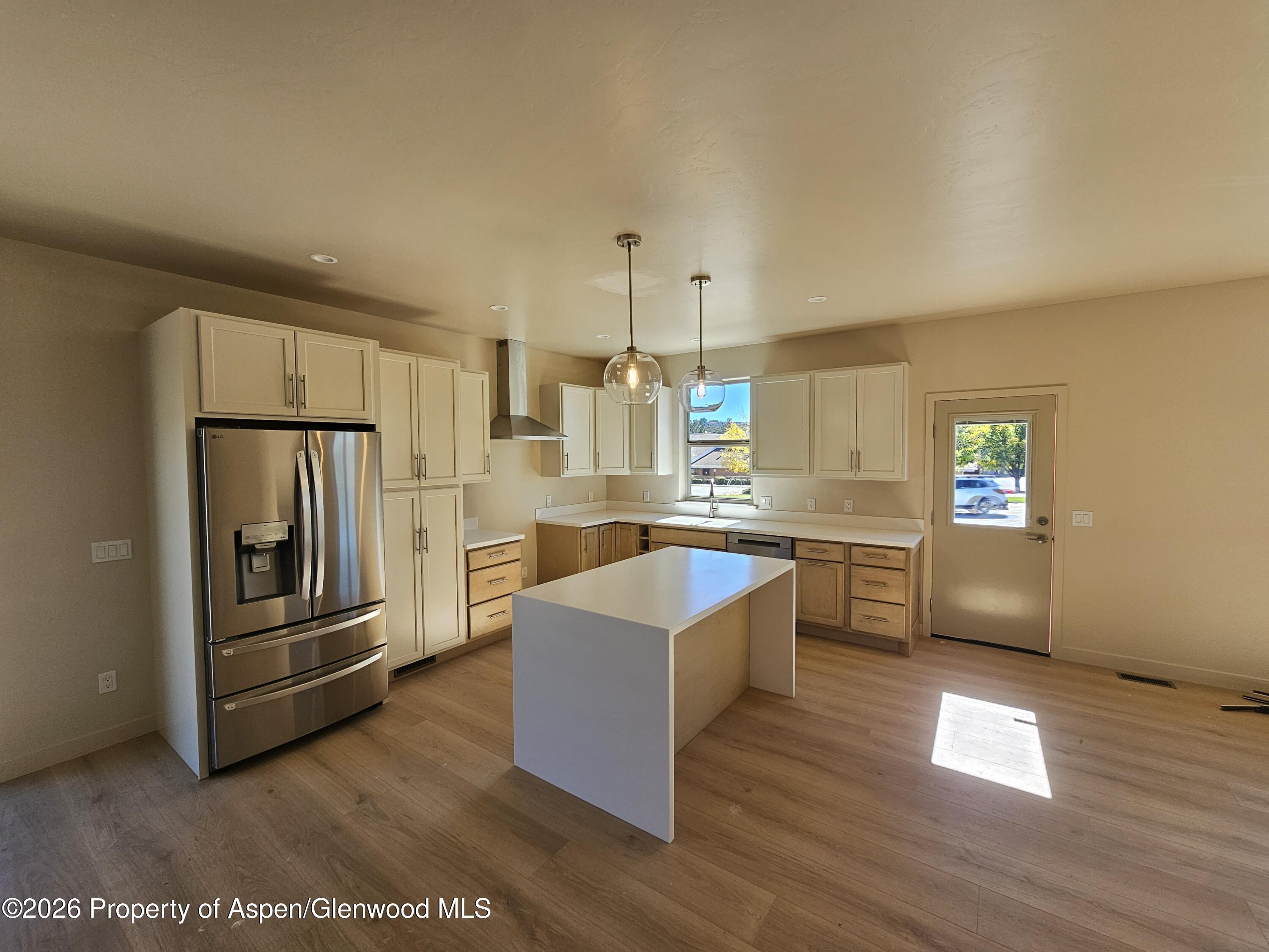 1627 Walnut Loop Property Photo 7