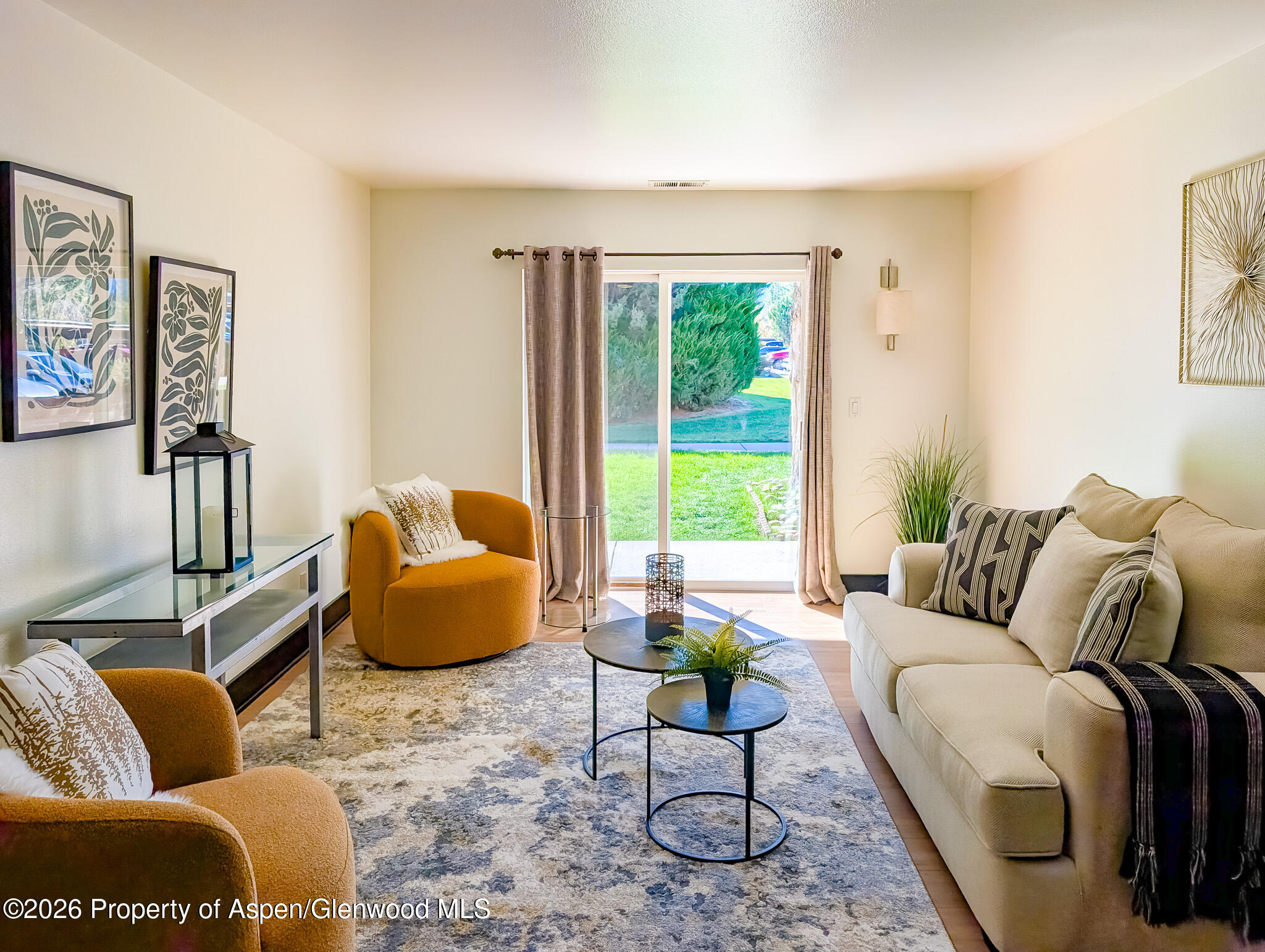 82 Roaring Fork Avenue A2 Property Photo 2