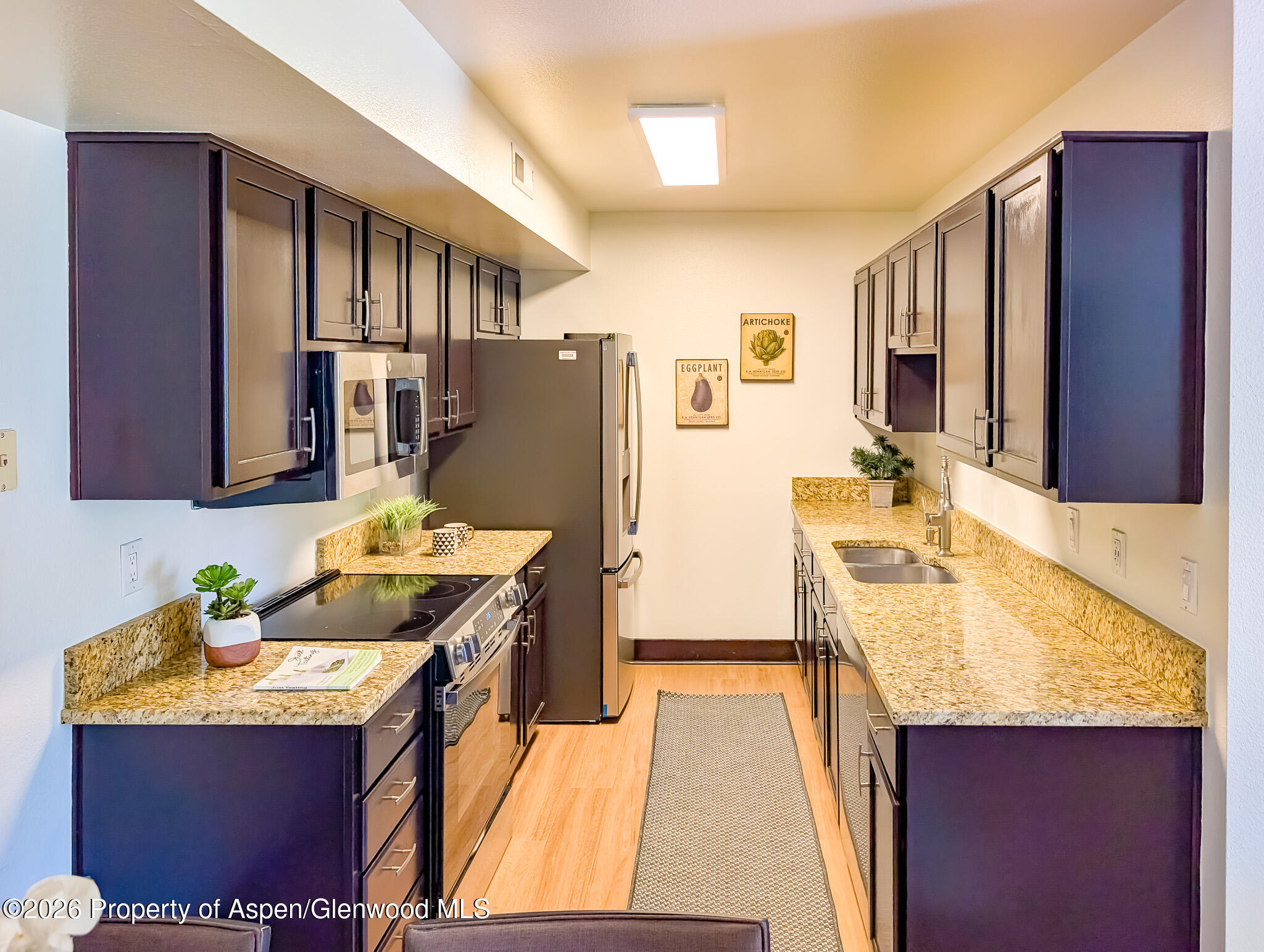 82 Roaring Fork Avenue A2 Property Photo 8