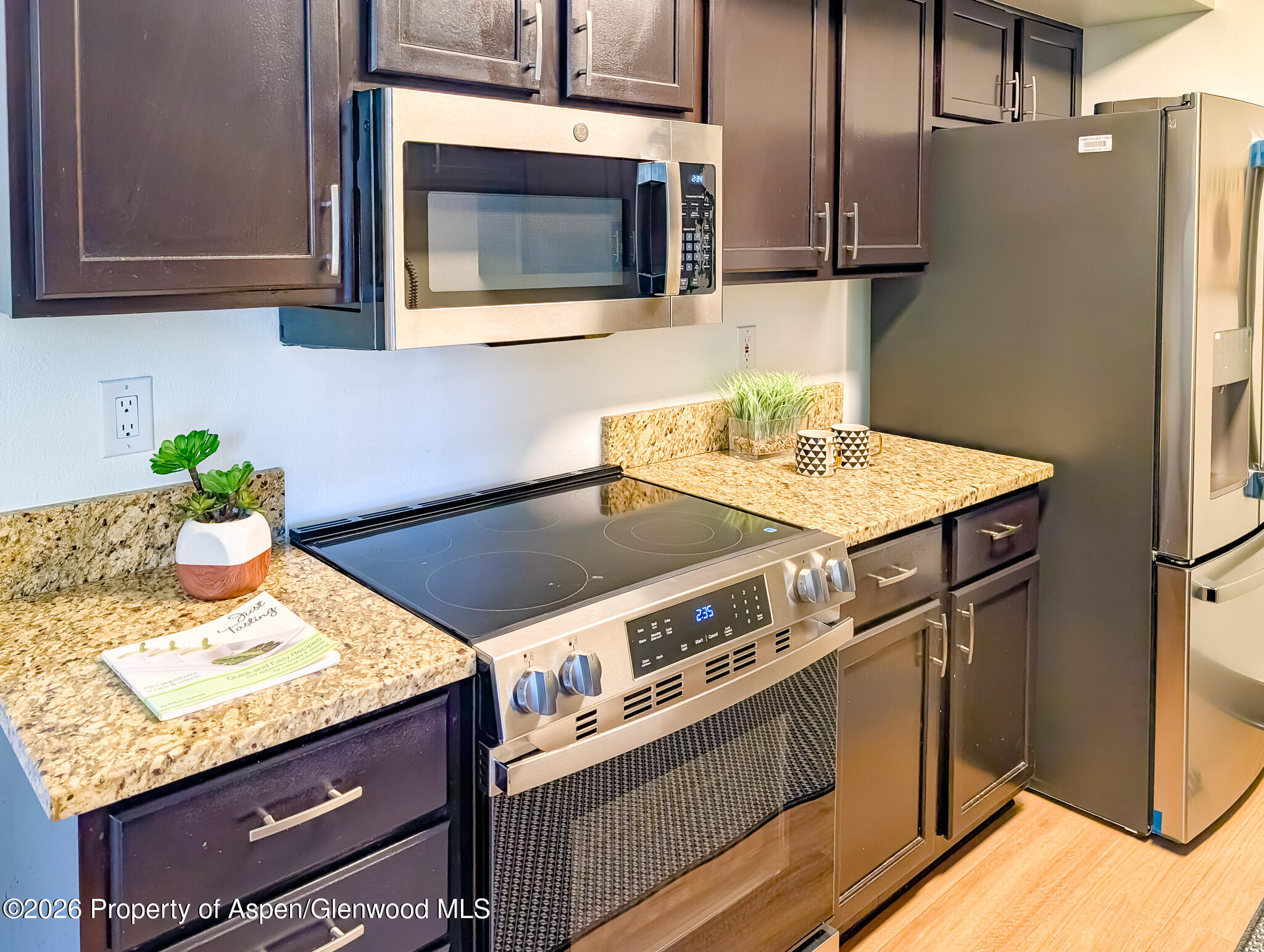 82 Roaring Fork Avenue A2 Property Photo 10